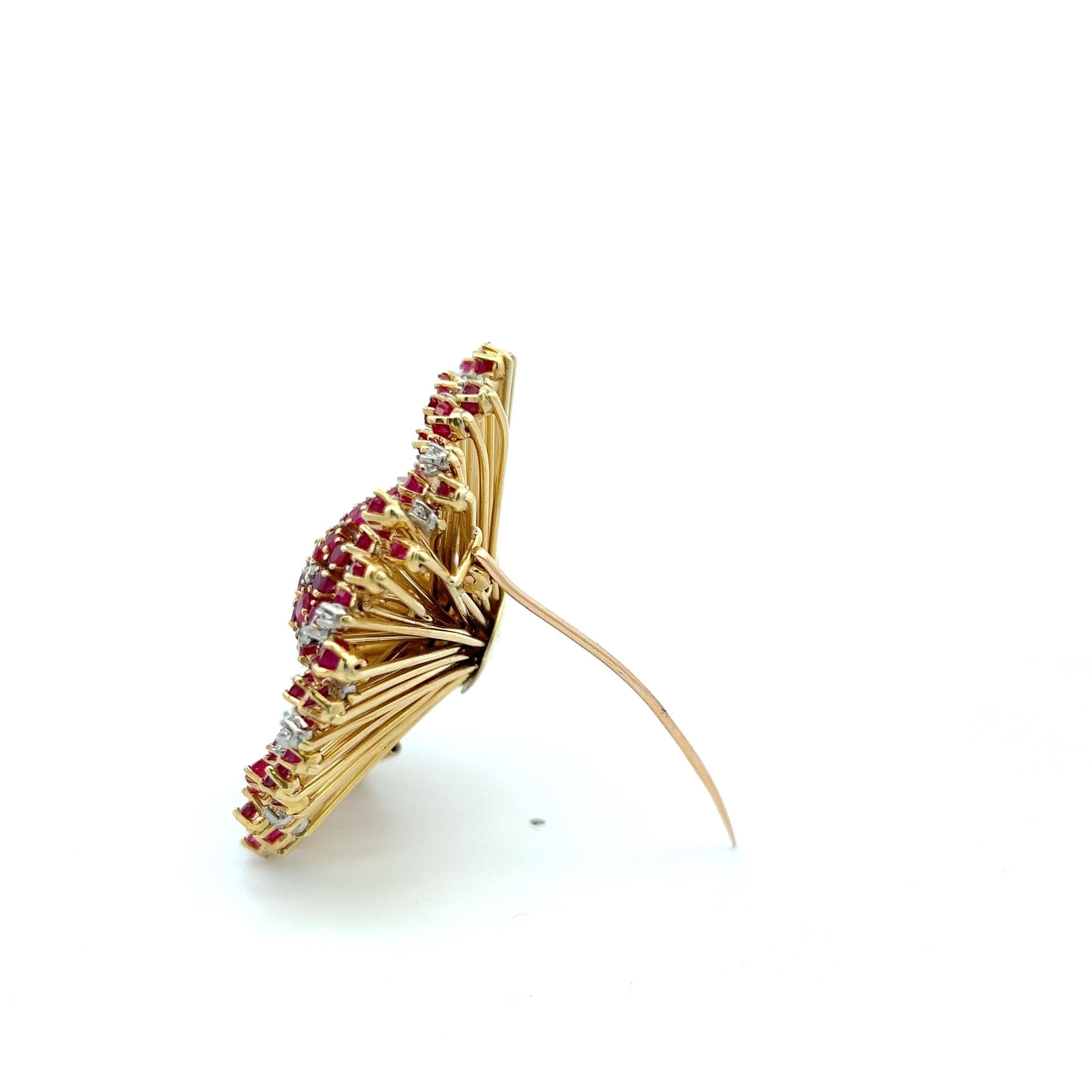 Cartier 18K Yellow Gold Pin Brooch with 1.3ct Round F VS Diamonds and 7ct Ruby