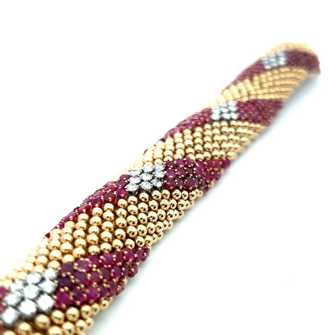 14K YG Link Bracelet with 3.6 Carat Round F VS Diamonds & 11.27 Carat Ruby