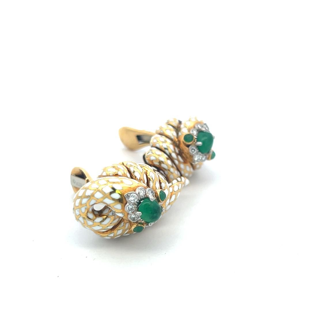 David Webb 2.30 Carat Emerald 0.44 Carat Round Diamond 18K YG Clip On Earrings