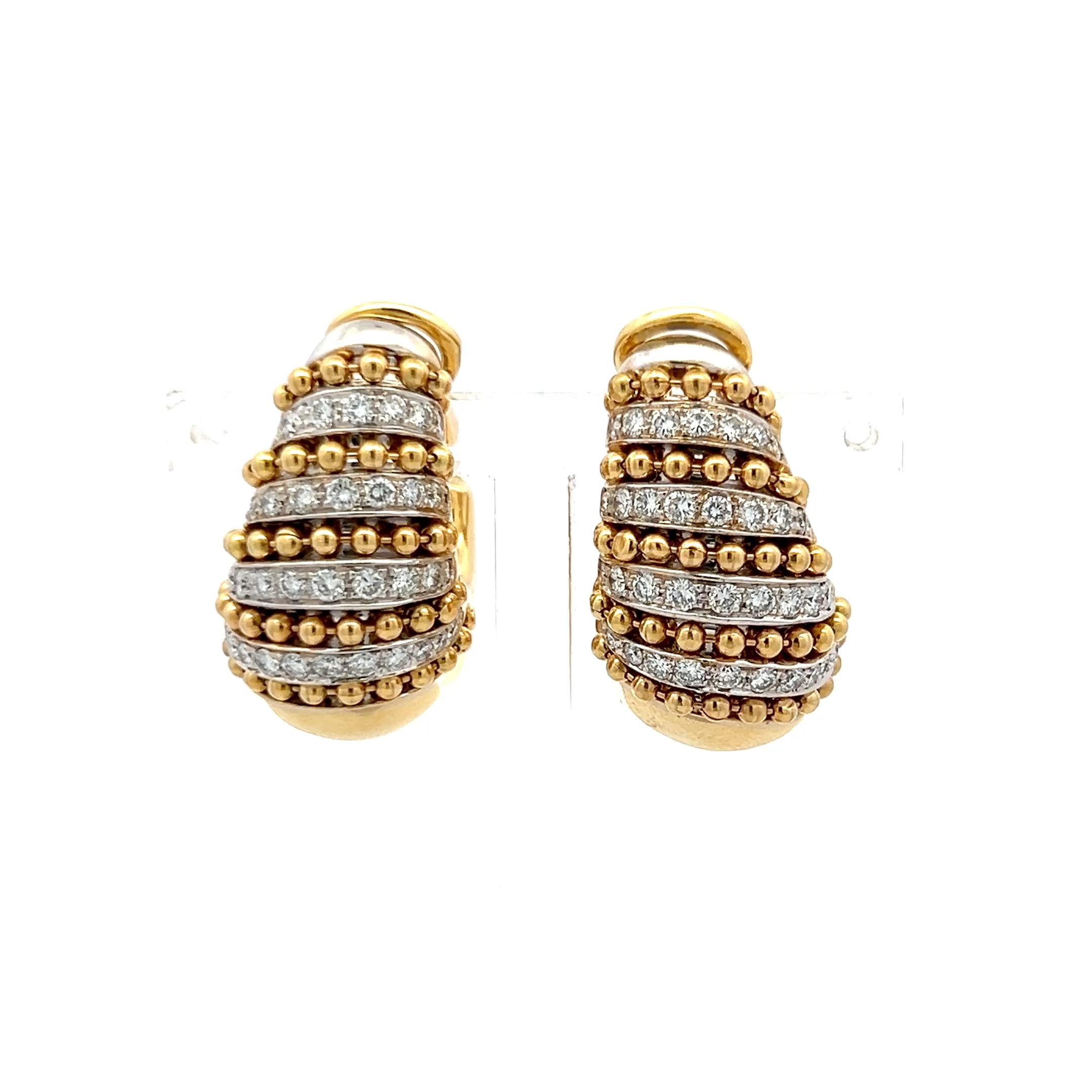 Vintage 18K Yellow Gold Clip-On Earrings with 1.6 Carat Round F-VS Diamonds