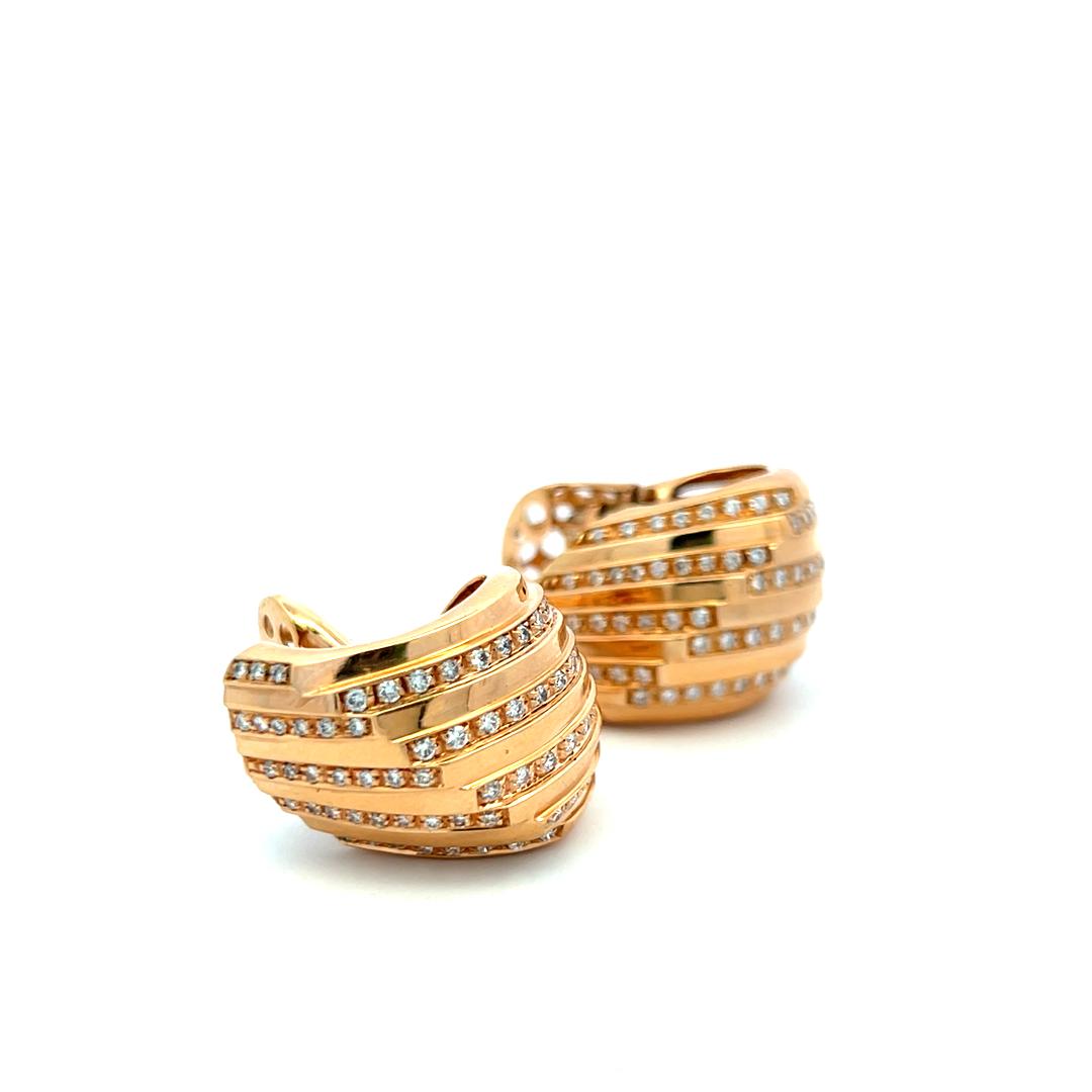 Vintage 18K Rose Gold Clip On Earrings with 1.88 Carat Round Diamonds H-SI