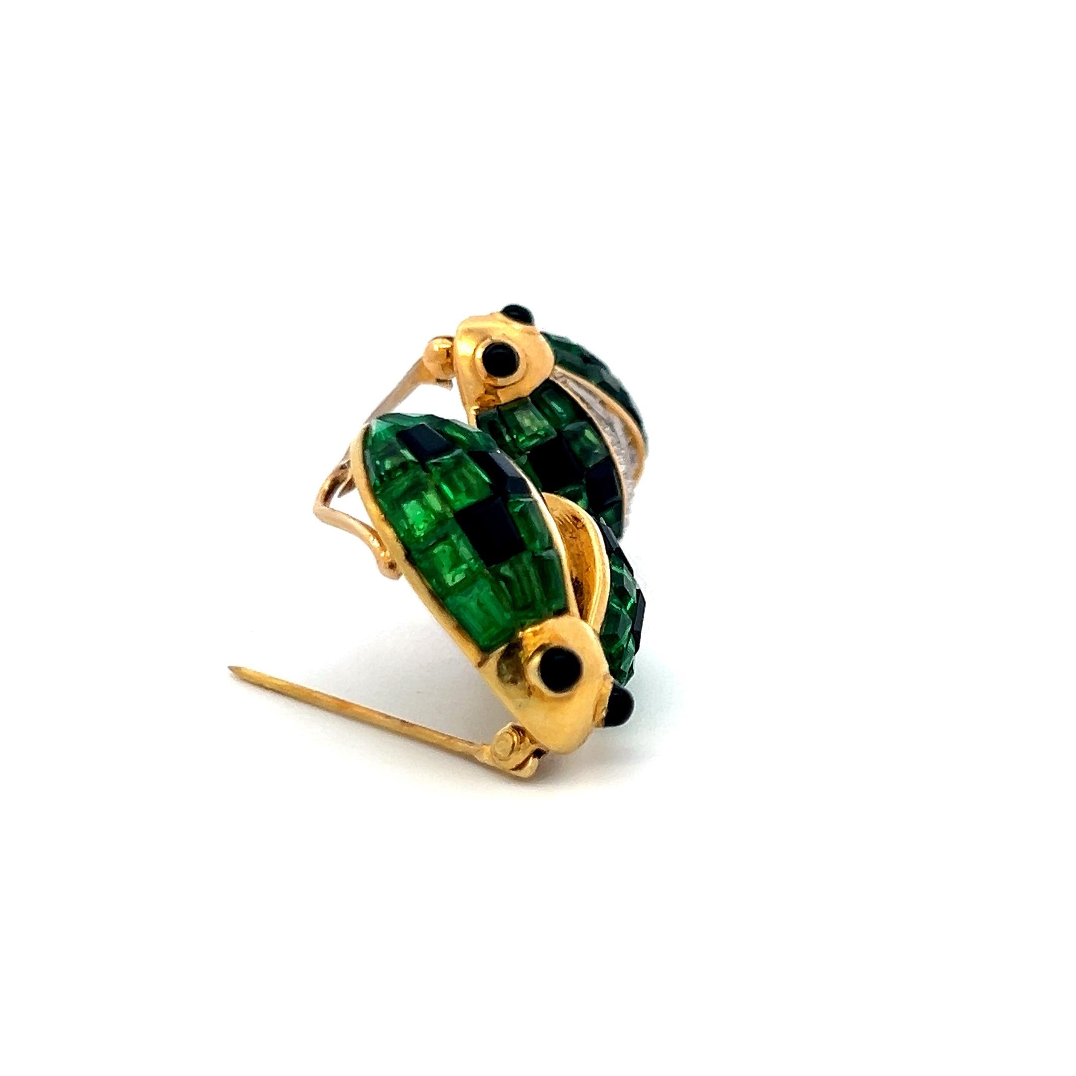 18K Two-Tone Gold Pin Brooch with 0.14 Ct. Diamonds 2.8 Ct. Tsavorite and Onyx