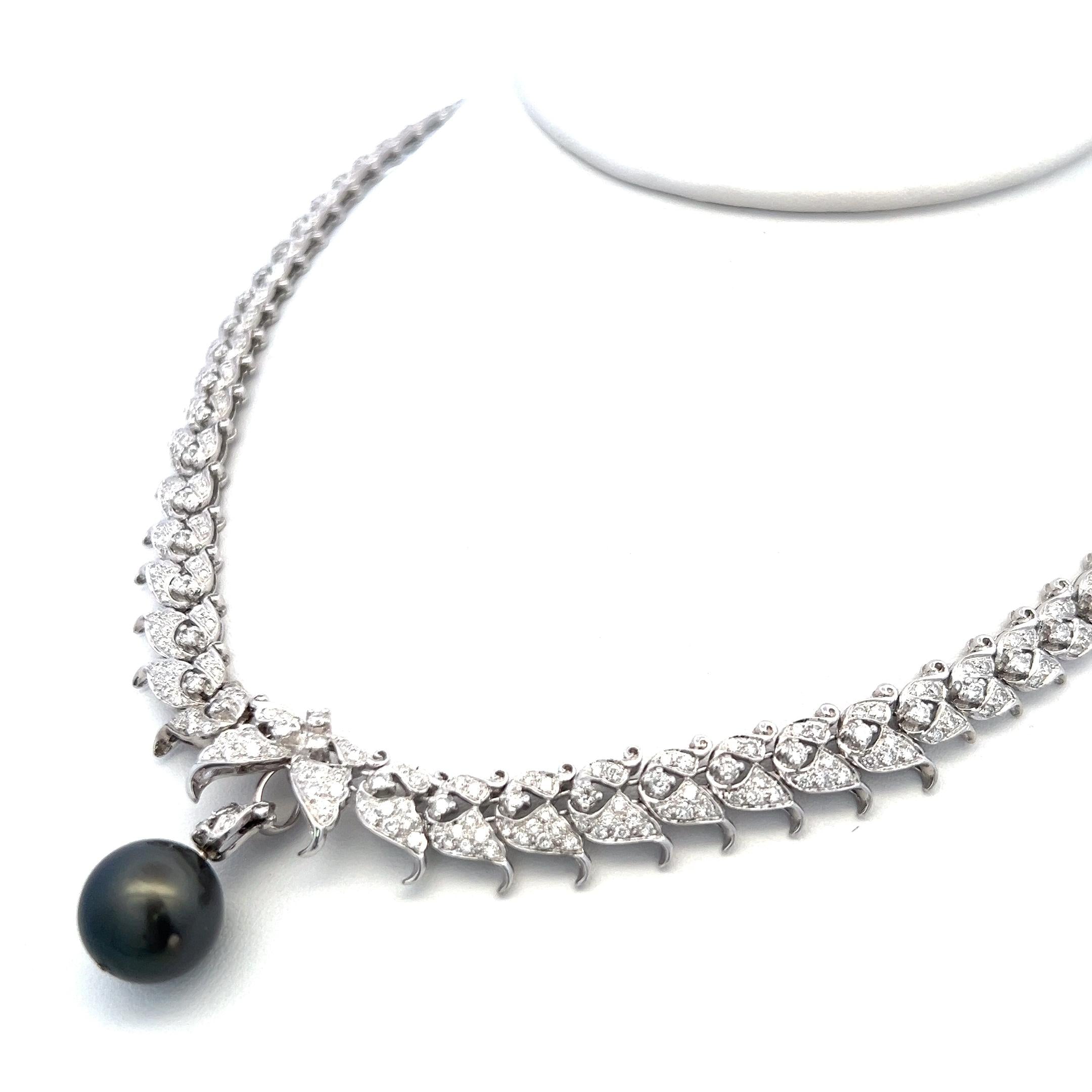 18K White Gold Pendant Necklace with 6 Carat Round H SI Diamonds & 23.8 mm Pearl