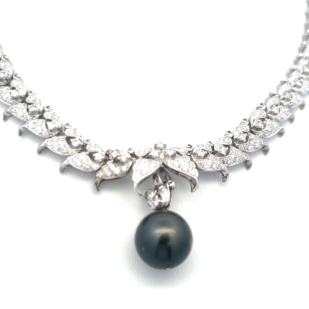 18K White Gold Pendant Necklace with 6 Carat Round H SI Diamonds & 23.8 mm Pearl