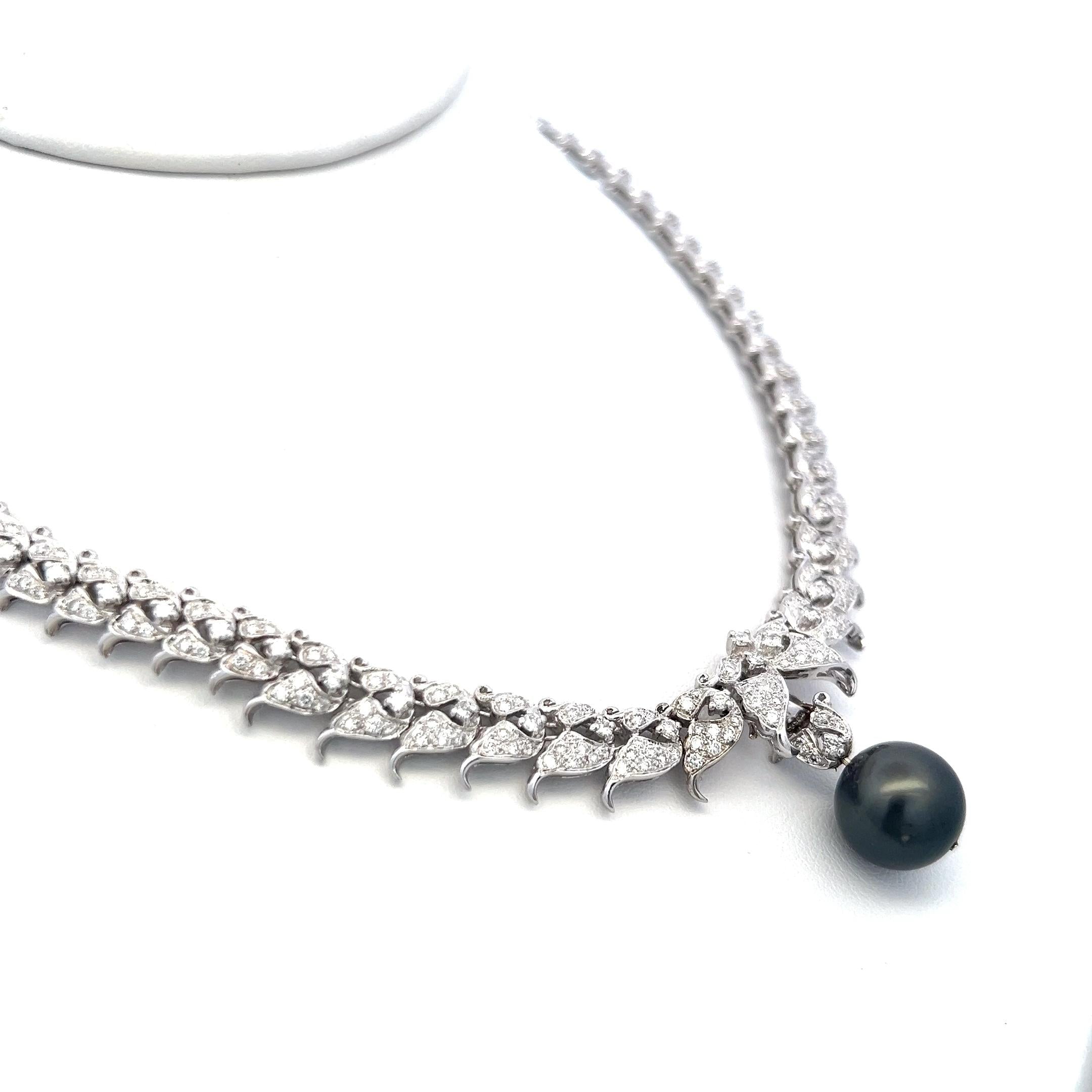 18K White Gold Pendant Necklace with 6 Carat Round H SI Diamonds & 23.8 mm Pearl