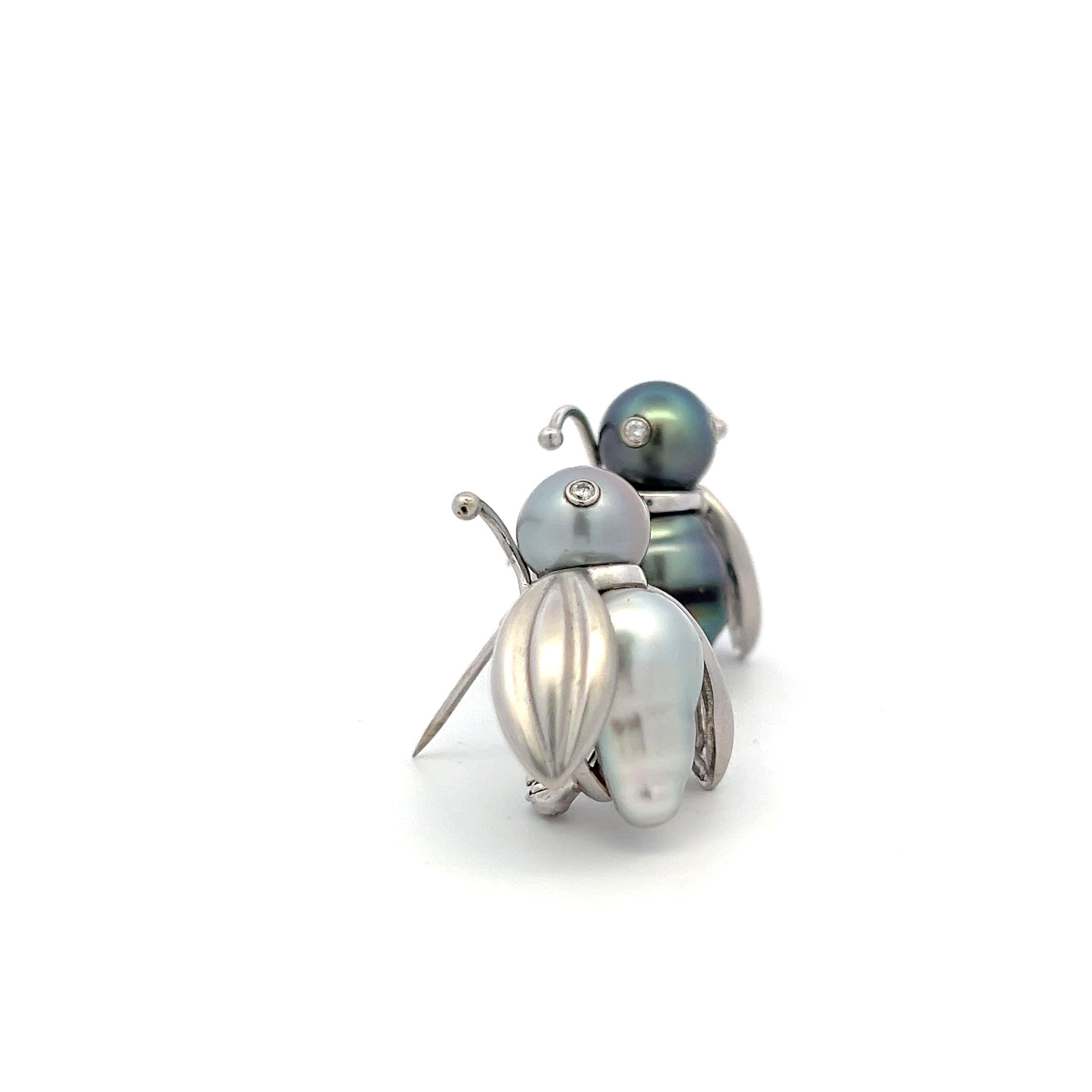 Dazzling 18K White Gold Pearl Insect Pin Brooch With 0.04 Carat H-VS Diamonds
