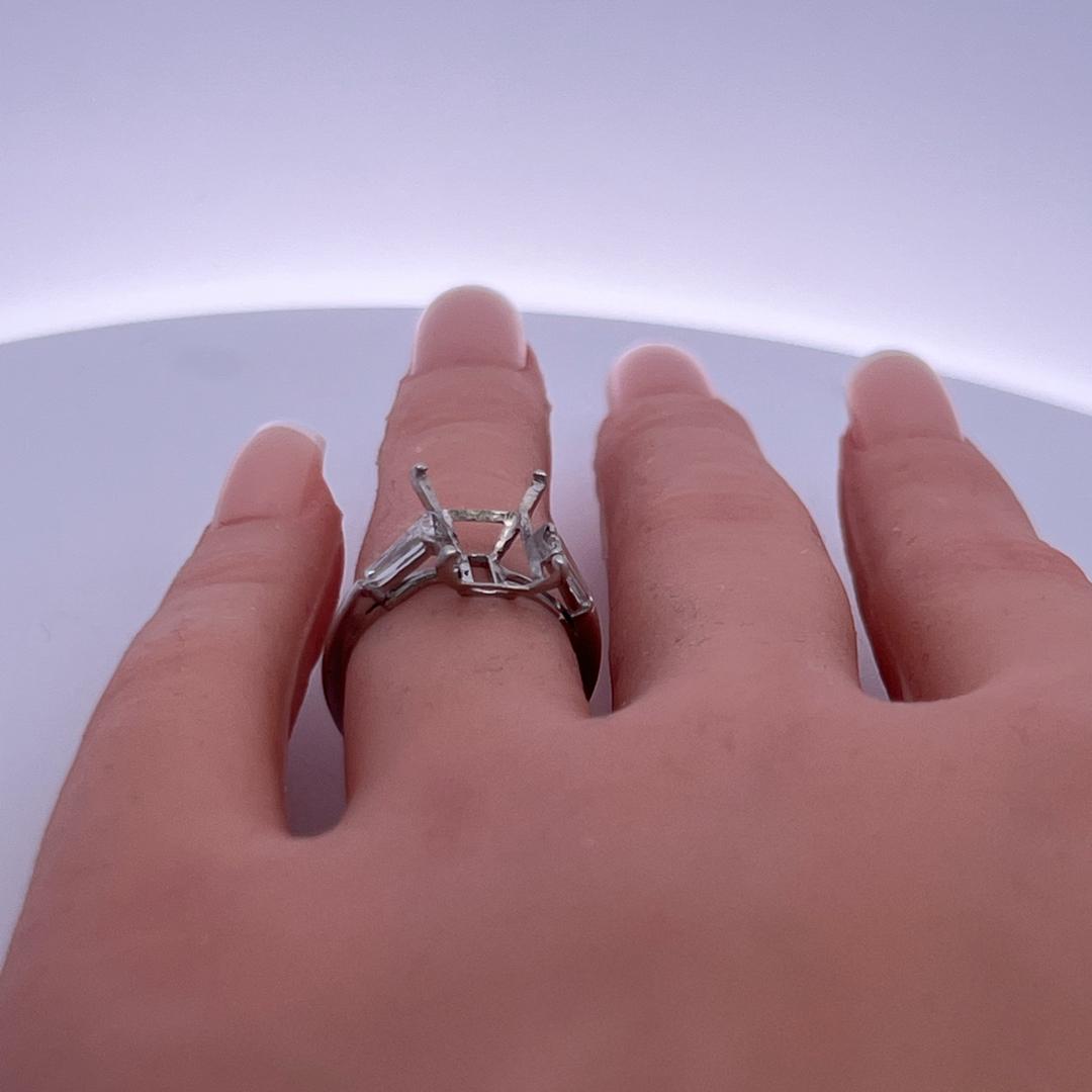 Platinum Semi-Mount Ring with 0.56 Carat Diamond Fits 10.07*7.5 mm+ Stone