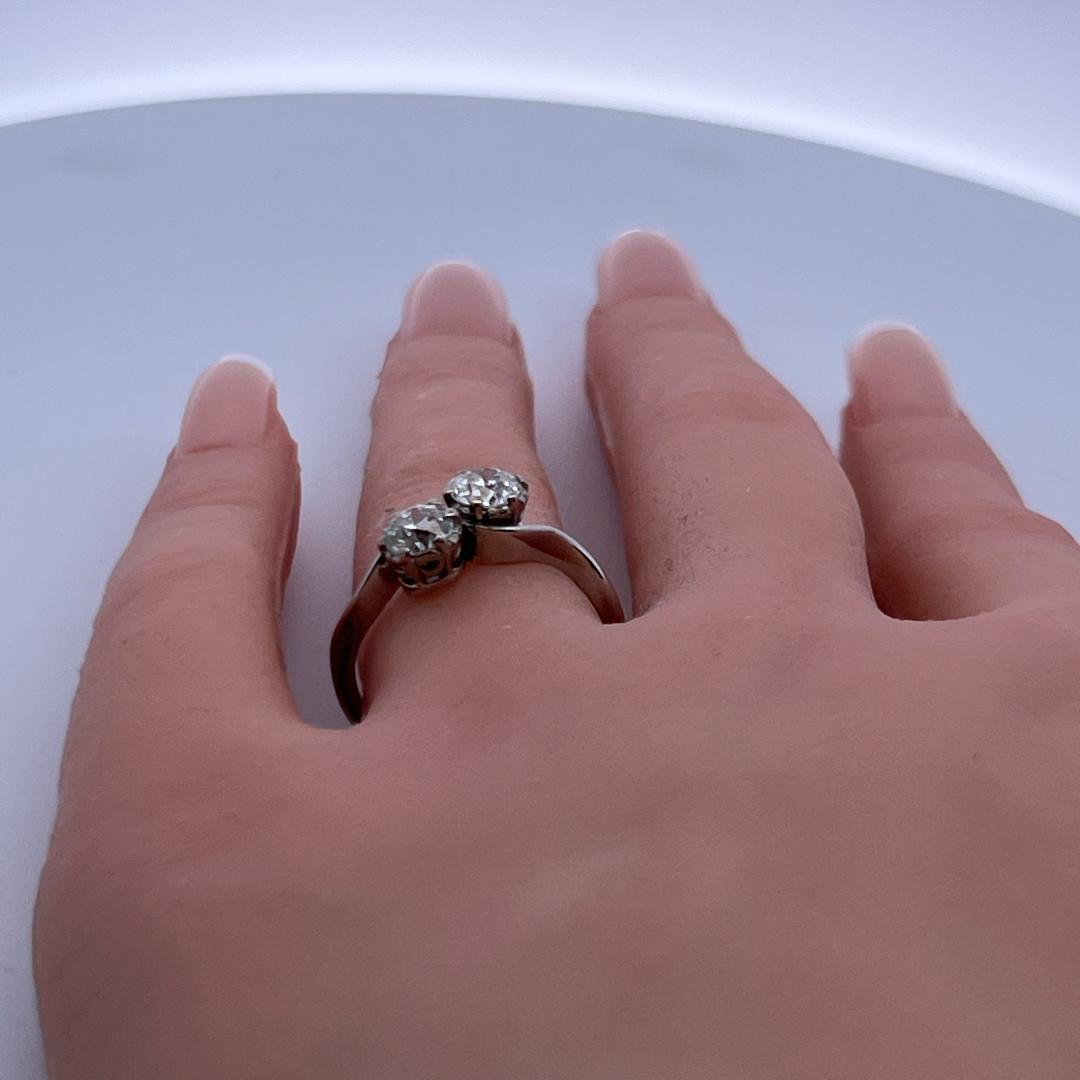 Platinum Two-Stone Ring With 1.13 Carat Circular Brilliant I-SI2 Diamonds