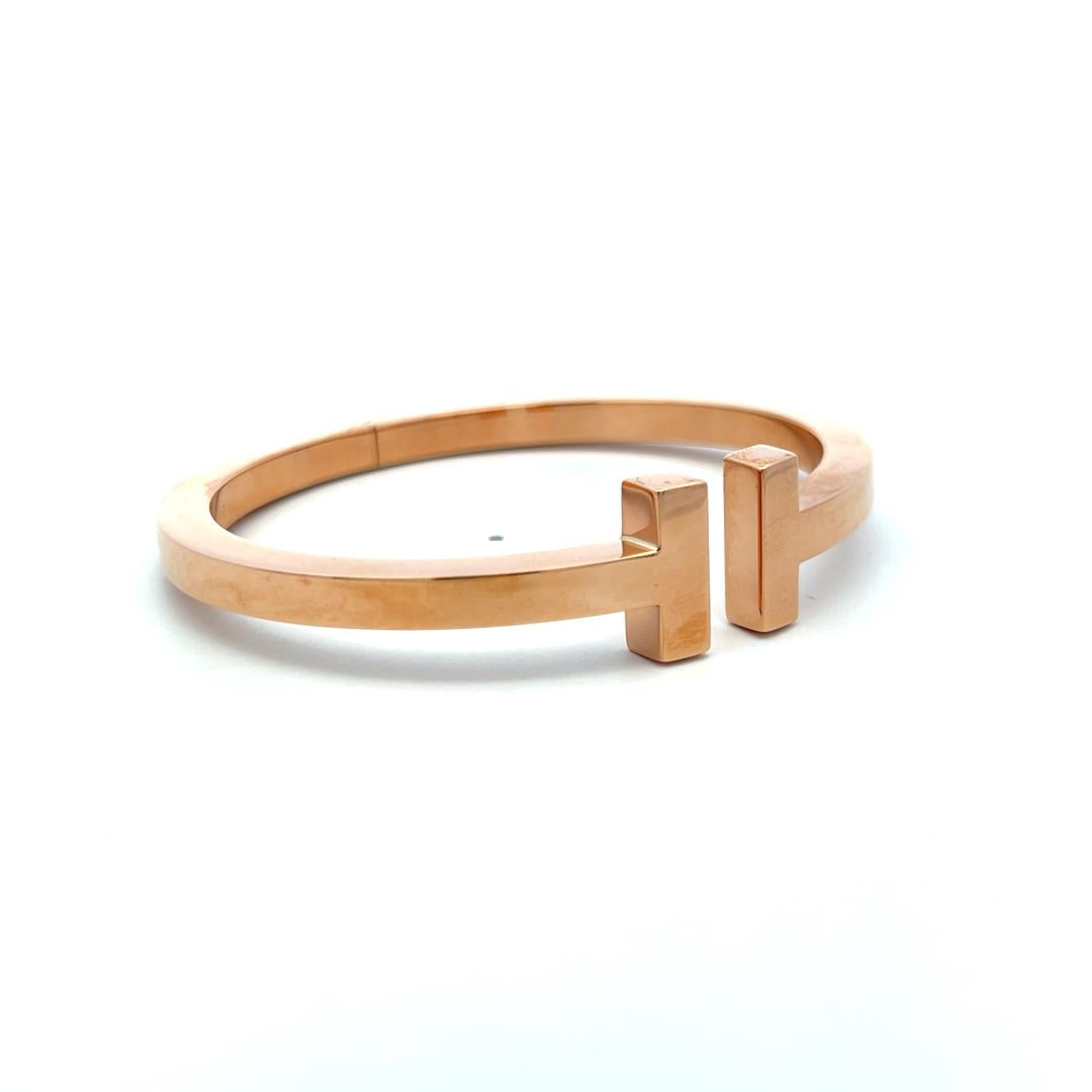 Tiffany & Co 29 Grams Size 7 18 Karat Yellow Gold Bangle T Bracelet
