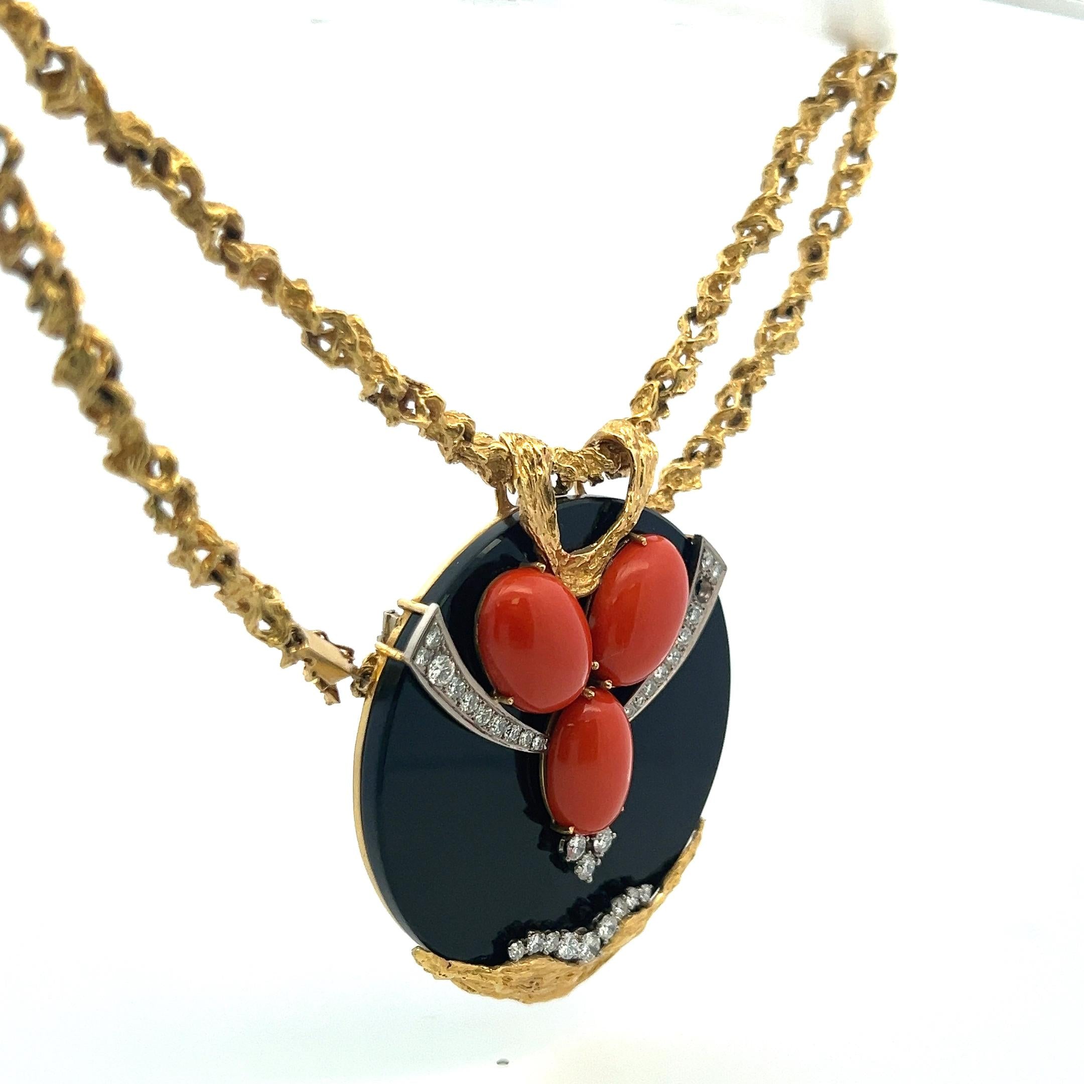 2.00 Carat Round Brilliant Diamond 18.4MM Coral and Onyx 18K YG Pendant Necklace