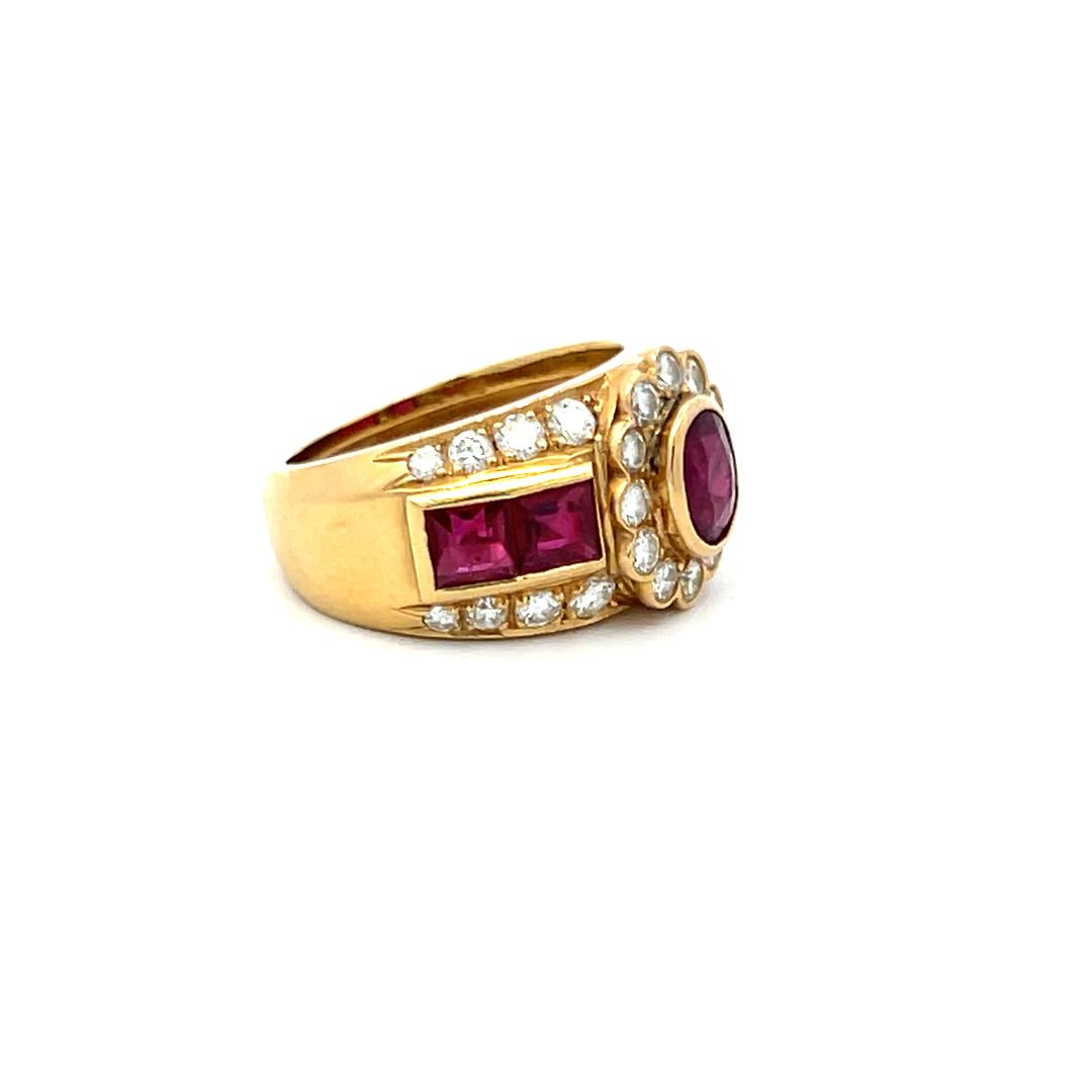 1.30 Carat Rubellite 0.75 Carat Round Diamond 18K Yellow Gold Engagement Ring