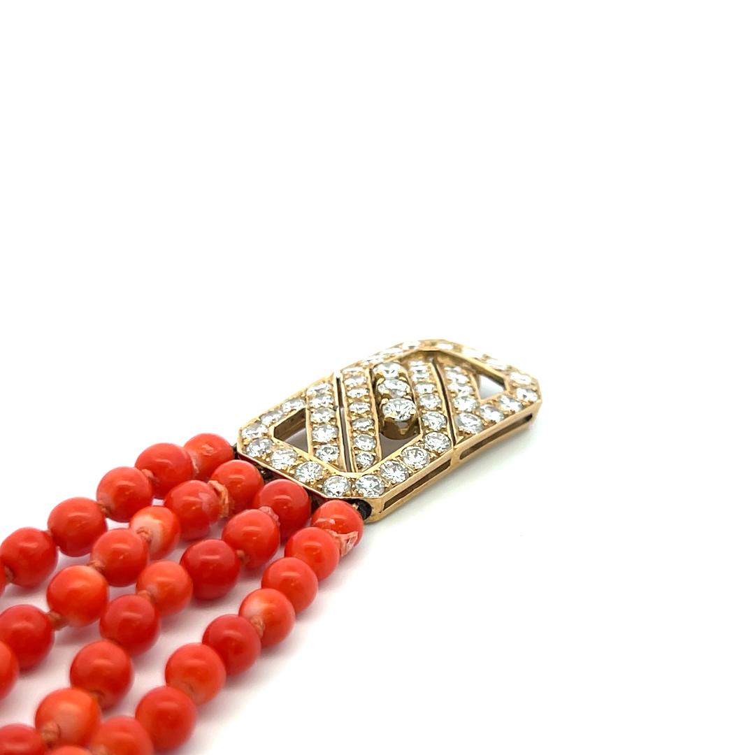 3.34 Carat Round Diamond 4-4.50 MM Coral 14 Karat Yellow Gold Choker Necklace