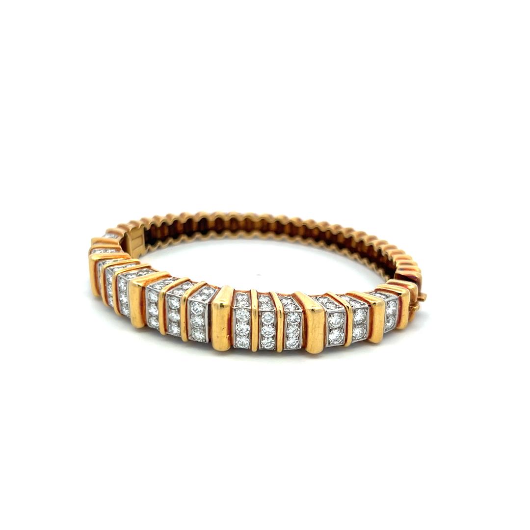 7.50 Carat Round Brilliant Diamond 18K Yellow Gold Vintage Bangle Bracelet