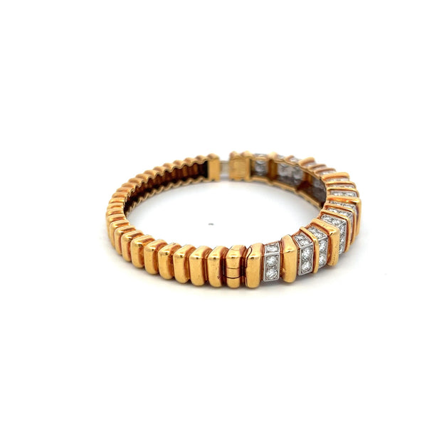 7.50 Carat Round Brilliant Diamond 18K Yellow Gold Vintage Bangle Bracelet