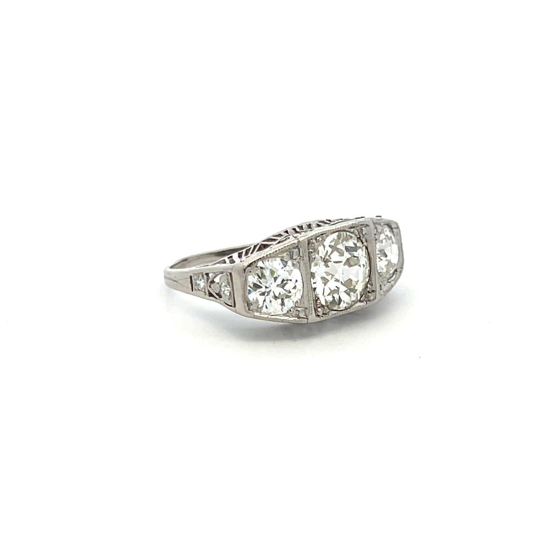 2.75 Carat Old European Cut J-K VS-VVS2 Diamond Platinum Three-Stone Ring