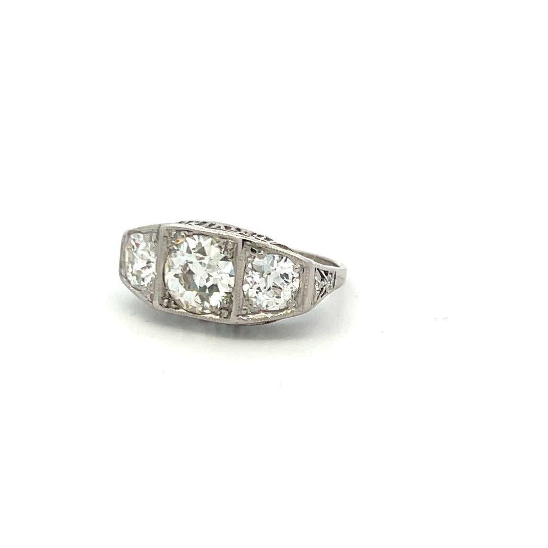 2.75 Carat Old European Cut J-K VS-VVS2 Diamond Platinum Three-Stone Ring