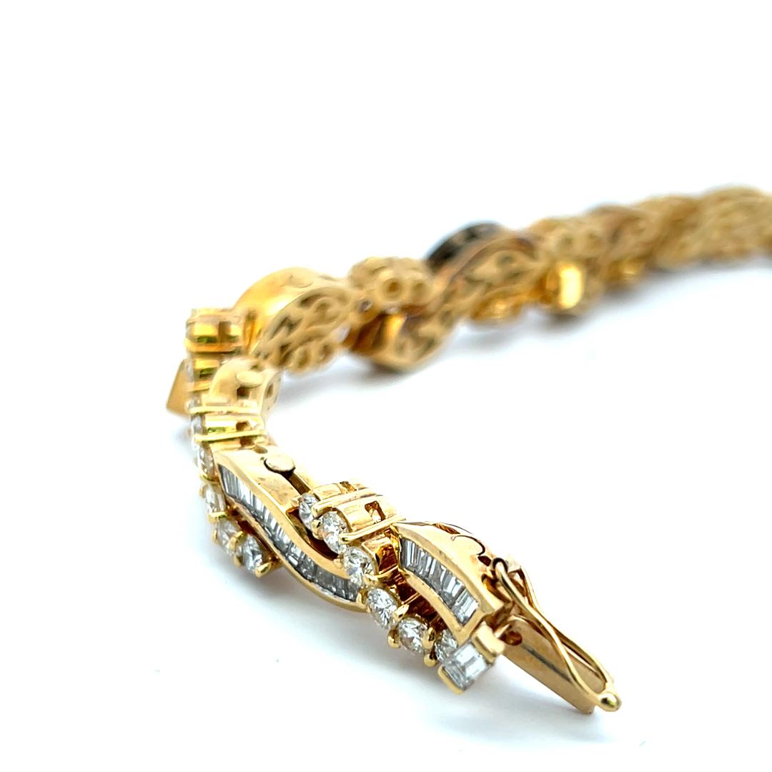 12.70ct Baguette & Round Diamond Link Bracelet in 18K Yellow Gold