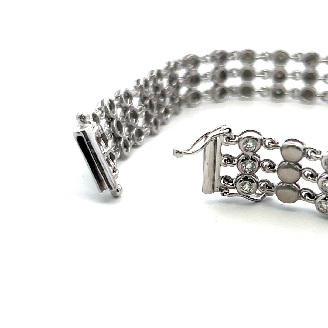 Vintage Platinum Link Bracelet with 1.25 Carat Round G-SI Diamonds