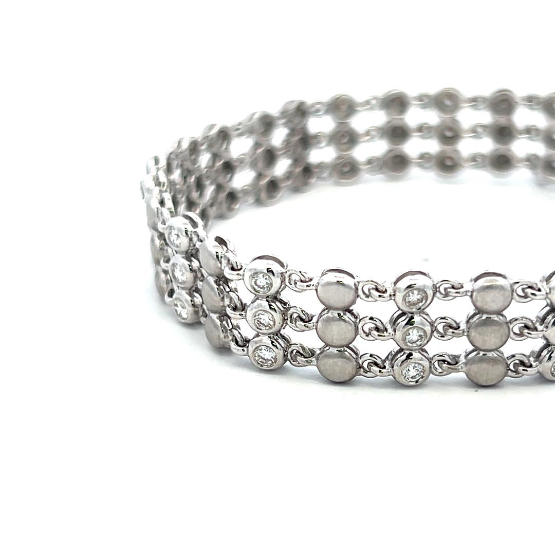 Vintage Platinum Link Bracelet with 1.25 Carat Round G-SI Diamonds