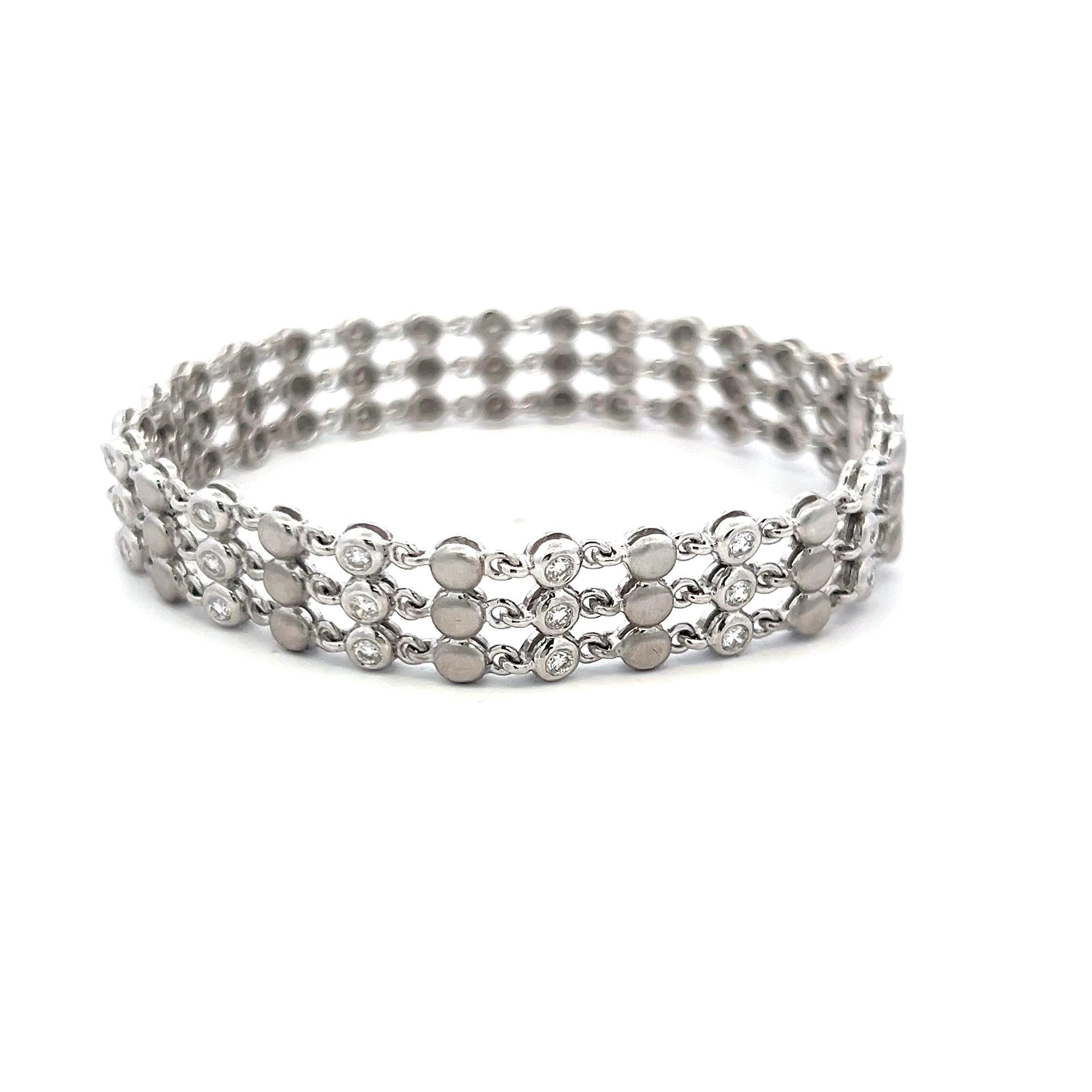 Vintage Platinum Link Bracelet with 1.25 Carat Round G-SI Diamonds