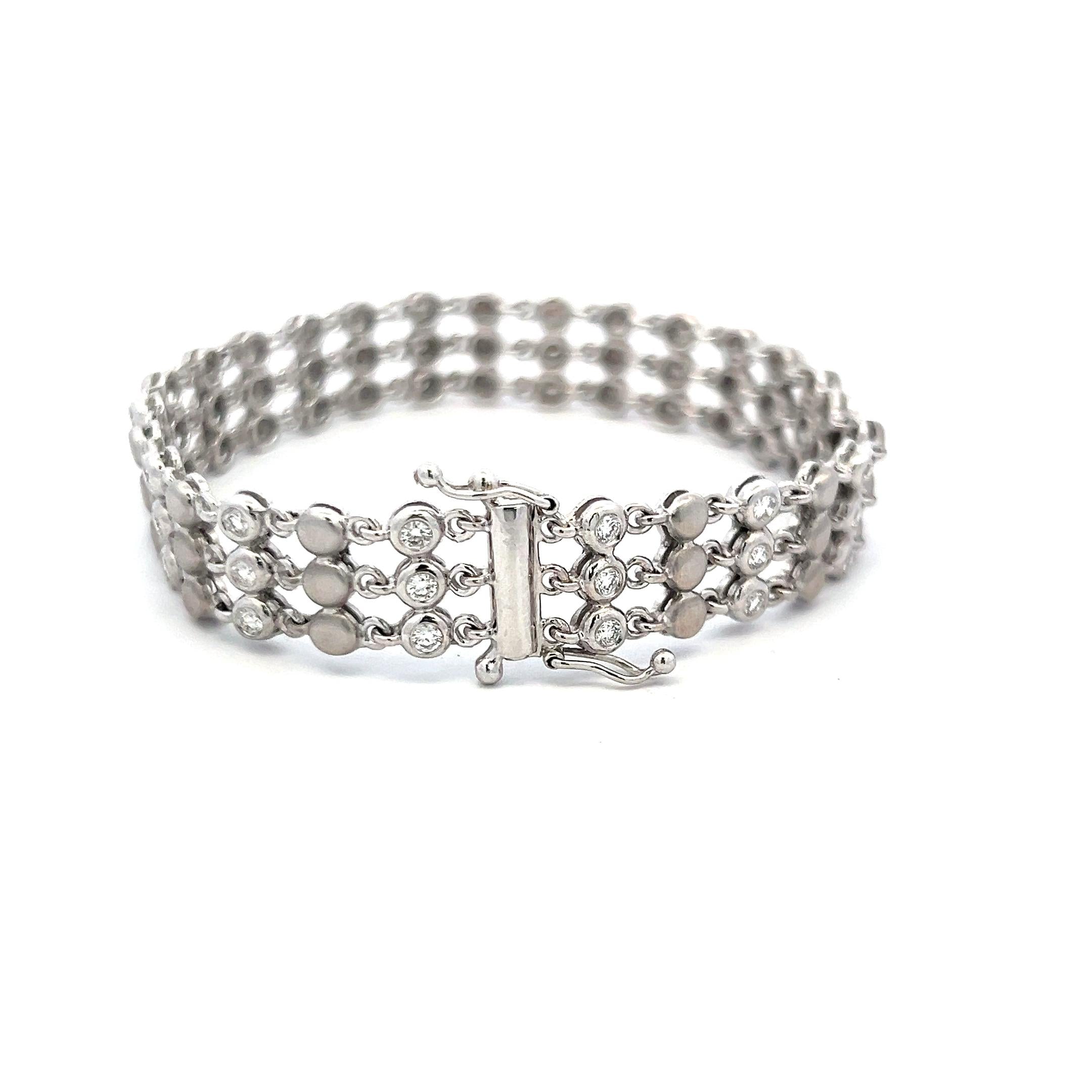 Vintage Platinum Link Bracelet with 1.25 Carat Round G-SI Diamonds