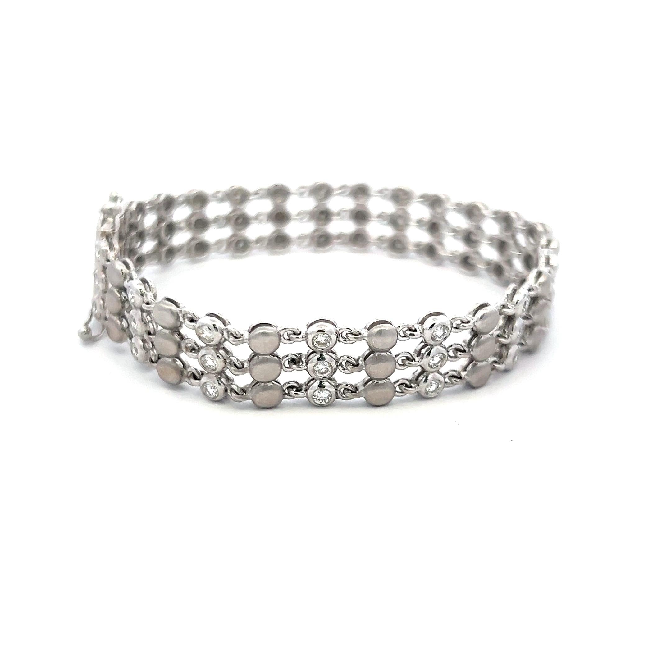 Vintage Platinum Link Bracelet with 1.25 Carat Round G-SI Diamonds