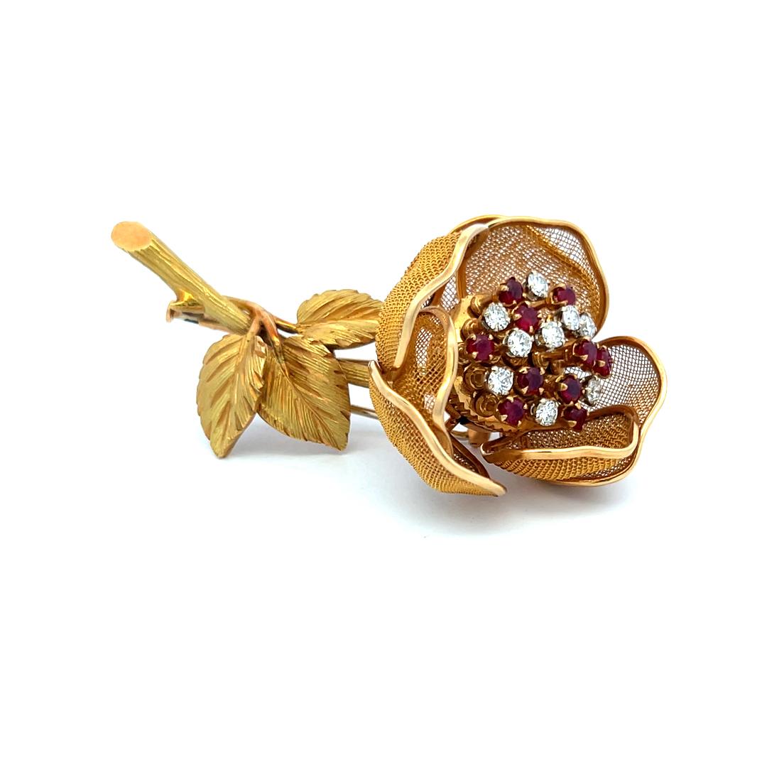 0.50 Carat Ruby 0.46 Carat Round Brilliant H SI Diamond 18K YG Pin Brooch