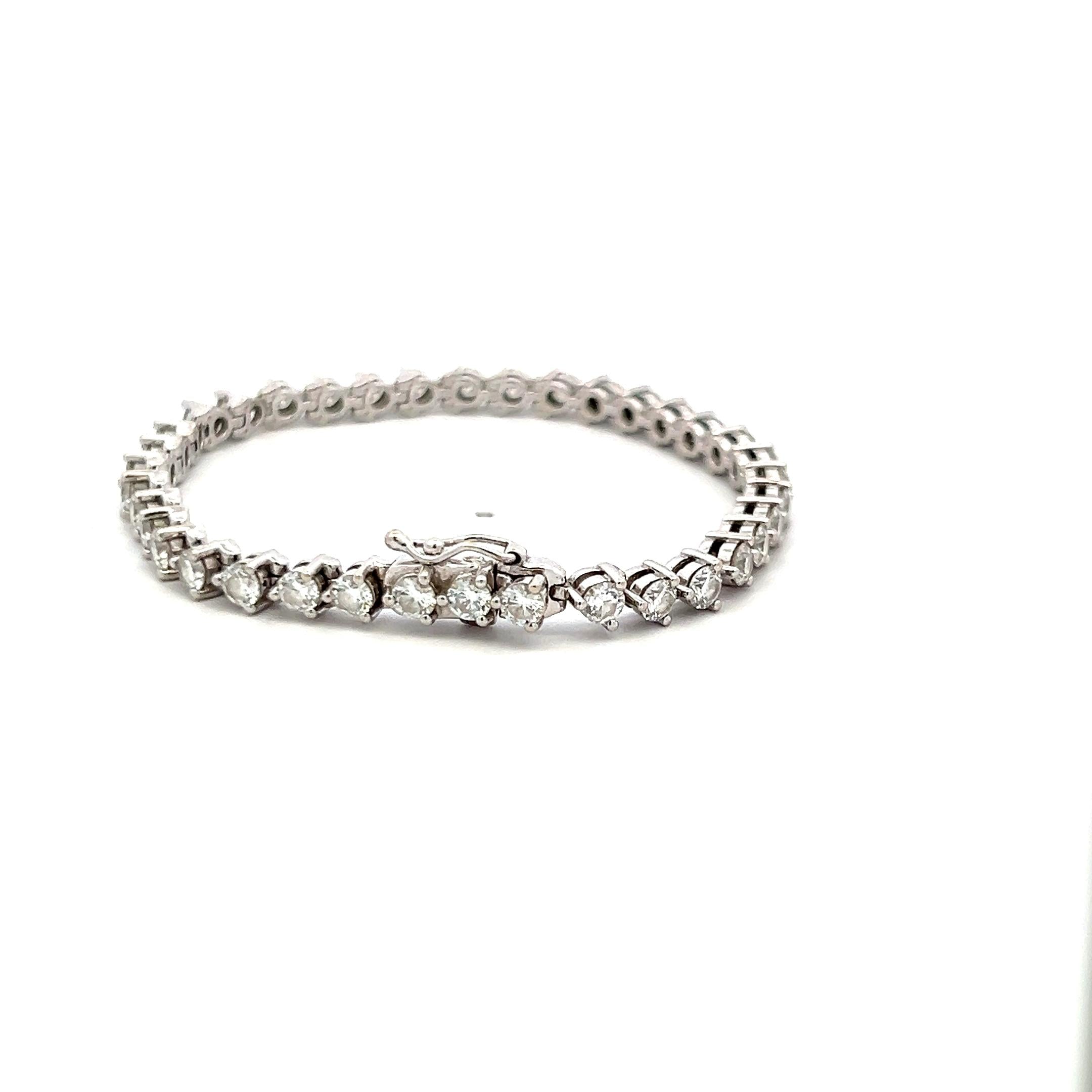 4.00 Carat Round Brilliant H VS Diamond 18 Karat White Gold Tennis Bracelet