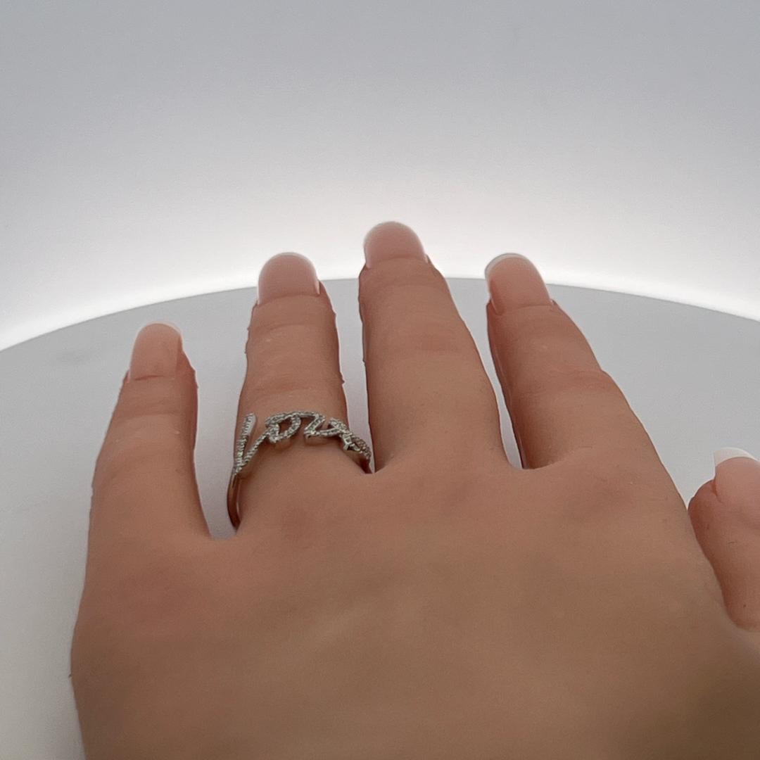 Tiffany & Co 0.20 Carat Round Diamond 18 Karat White Gold Cocktail Ring