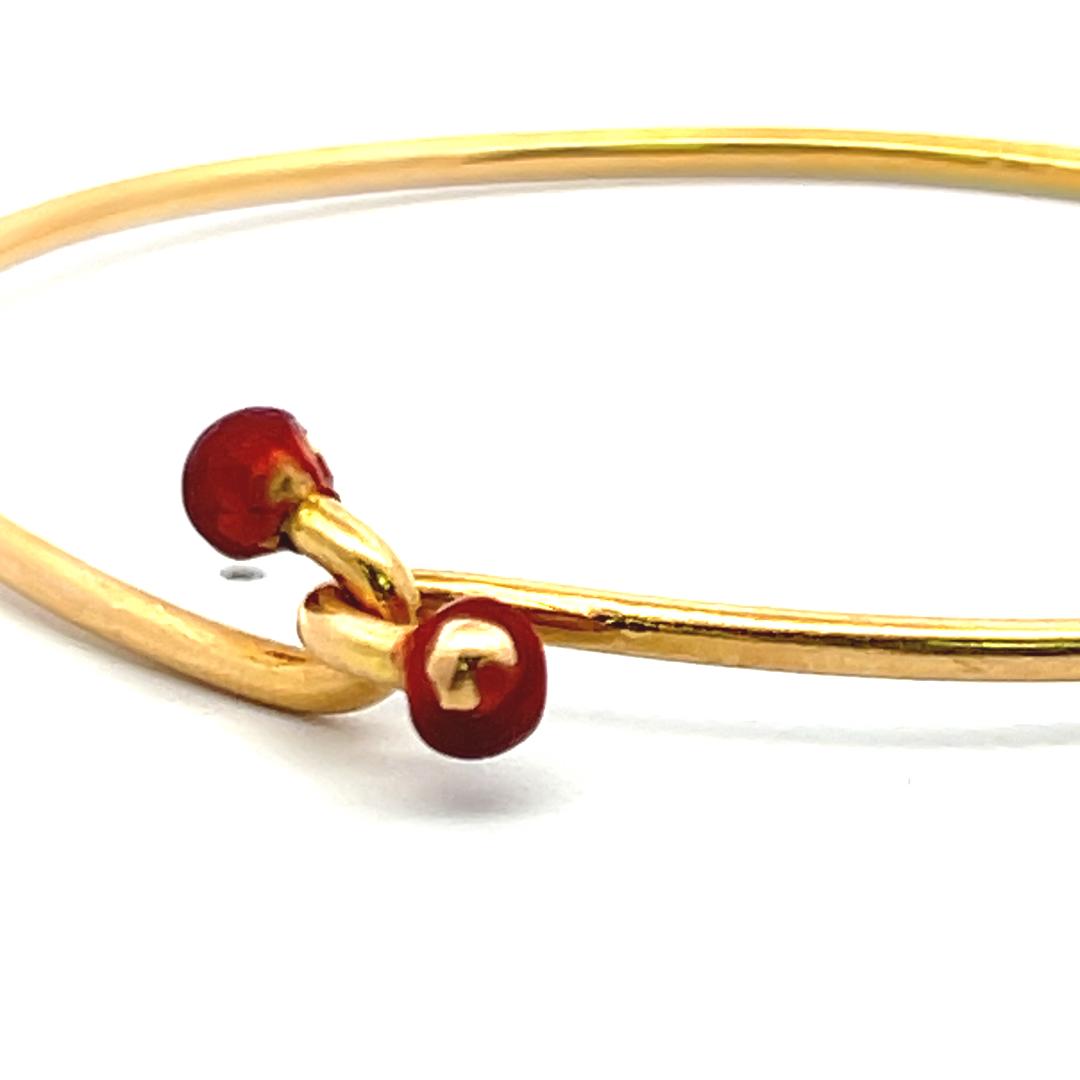 Gucci Vintage 9.50 Grams 18 Karat Yellow Gold Bangle Bracelet