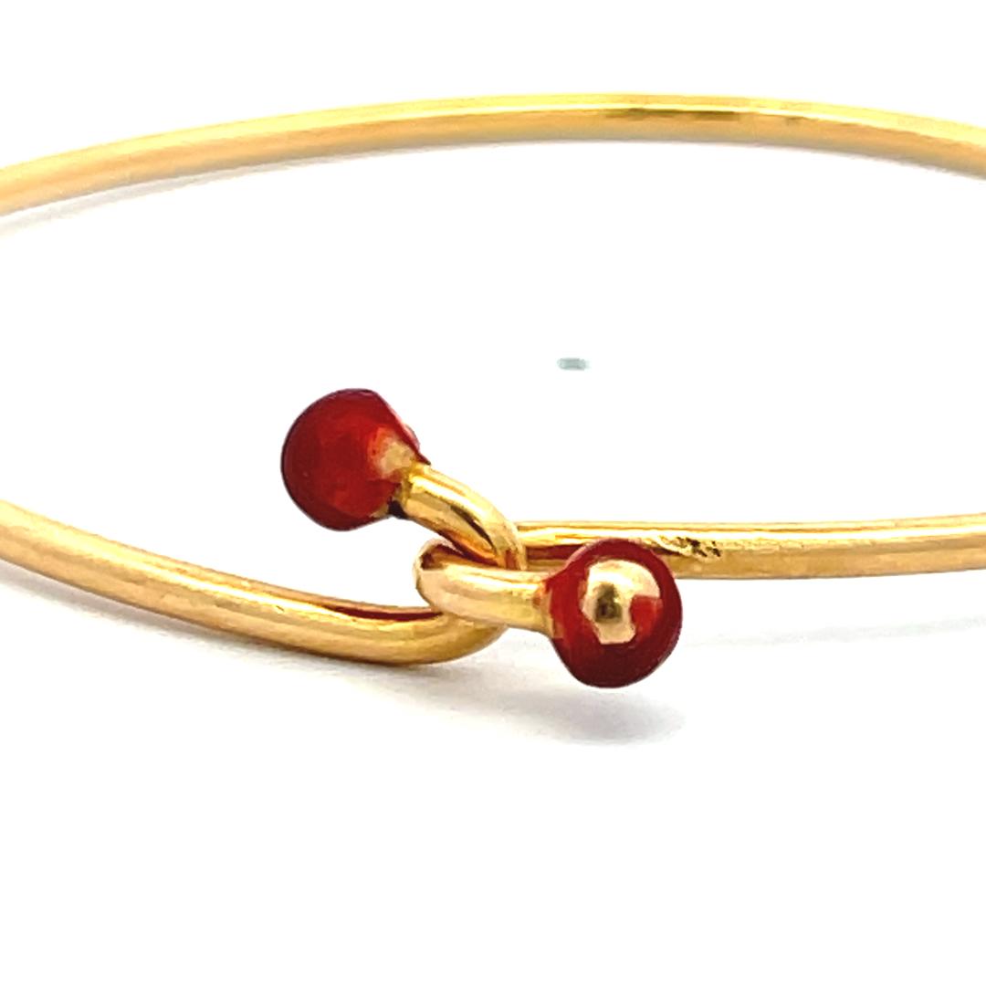 Gucci Vintage 9.50 Grams 18 Karat Yellow Gold Bangle Bracelet
