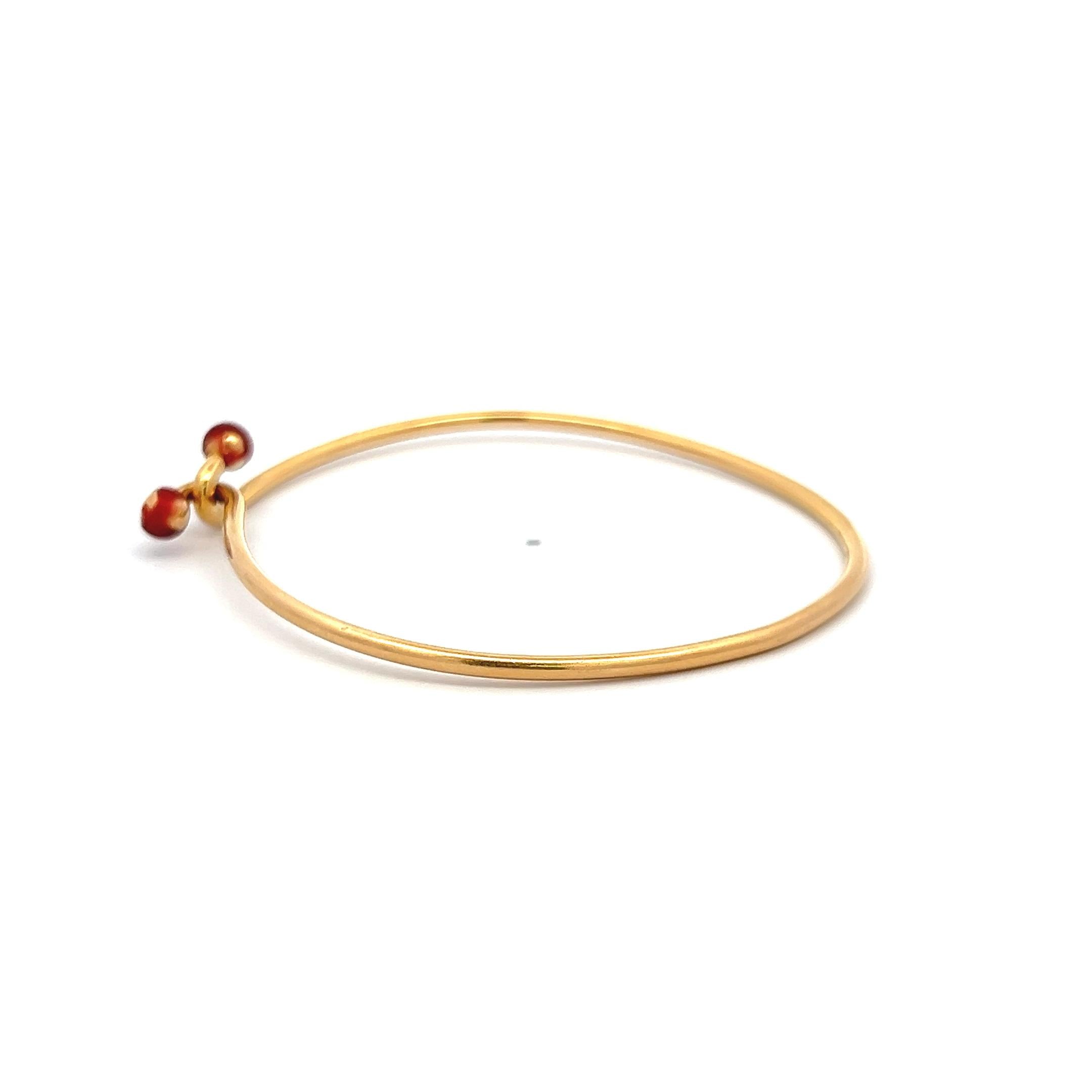 Gucci Vintage 9.50 Grams 18 Karat Yellow Gold Bangle Bracelet