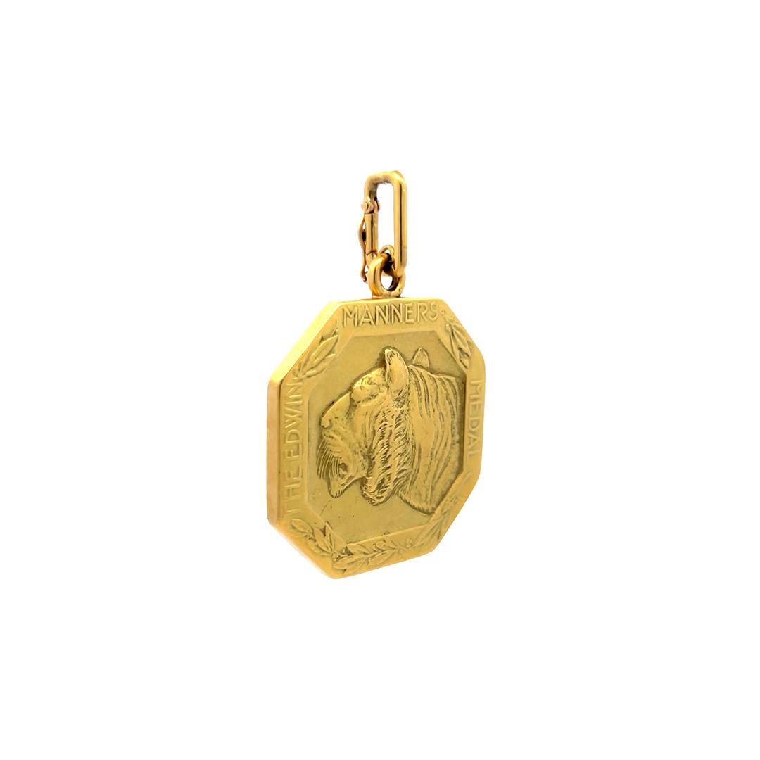 Vintage 60.98 Grams Tiger Medal 18 Karat Yellow Gold Pendant