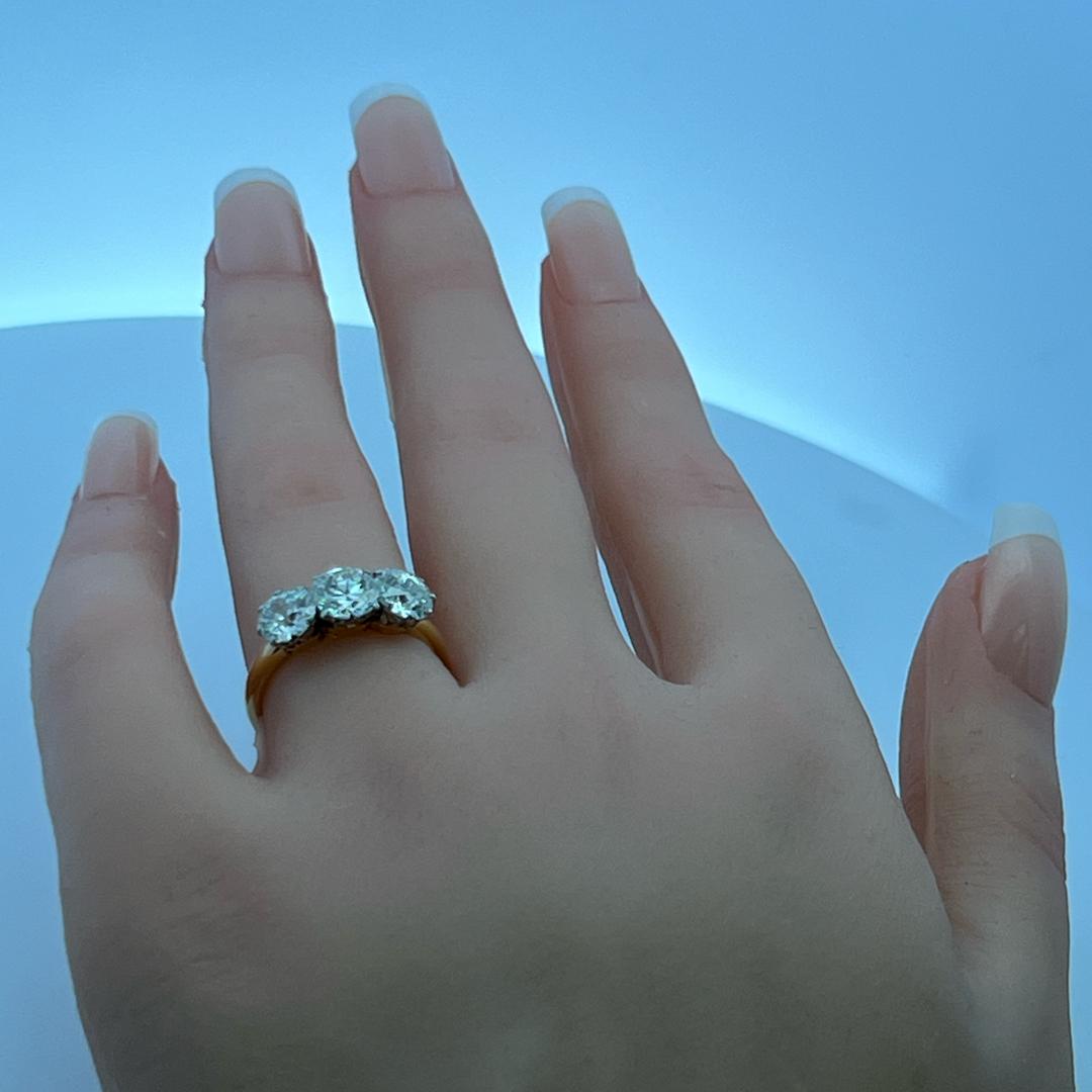 2.60 Carat Circular Brilliant Cut Diamond Gold/Platinum Three-Stone Ring