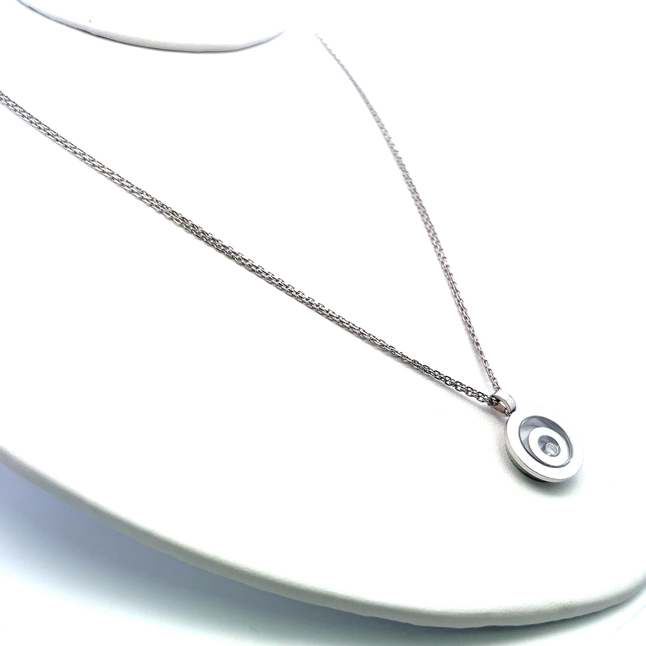 Chopard 0.07 Carat Round Brilliant Diamond 18 Karat White Gold Pendant Necklace