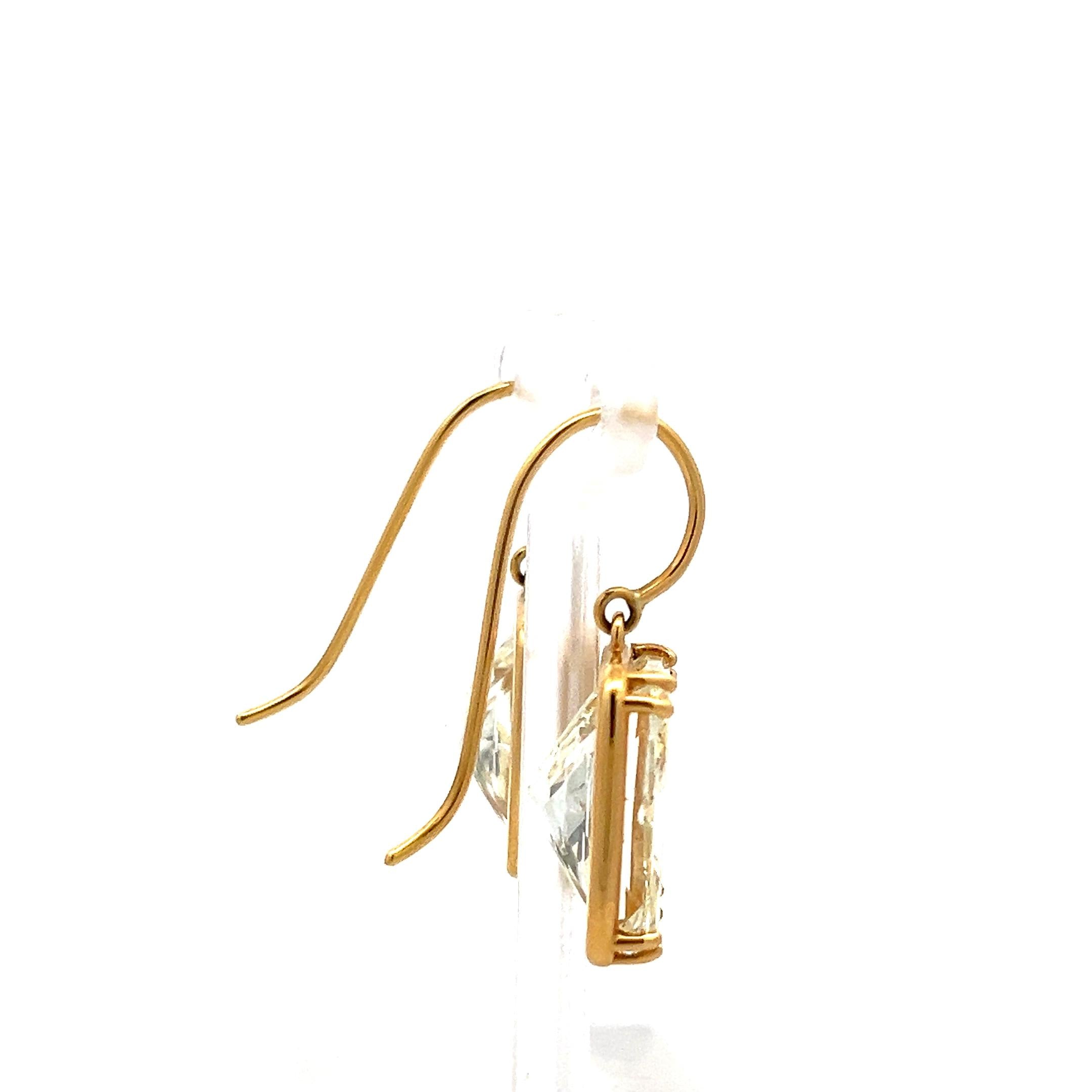 18K Yellow Gold Drop Earrings with 17.84 Carat Radiant Cut FCLY-SI1 Diamonds