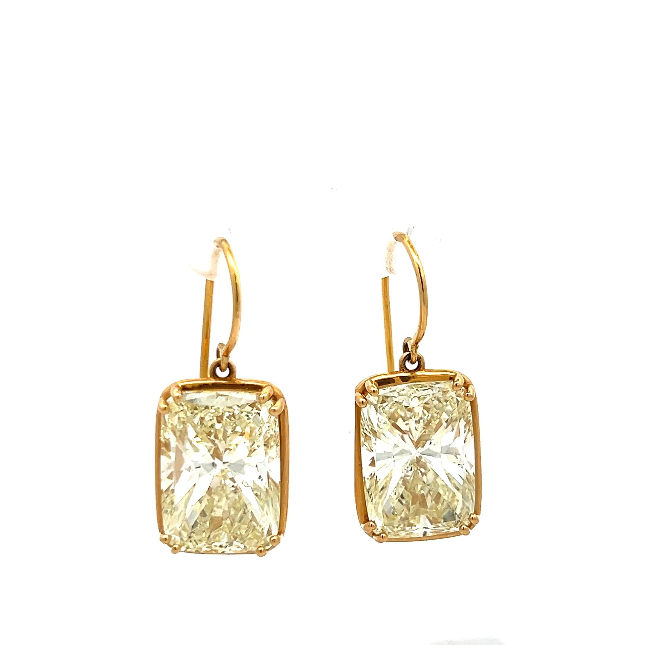 18K Yellow Gold Drop Earrings with 17.84 Carat Radiant Cut FCLY-SI1 Diamonds
