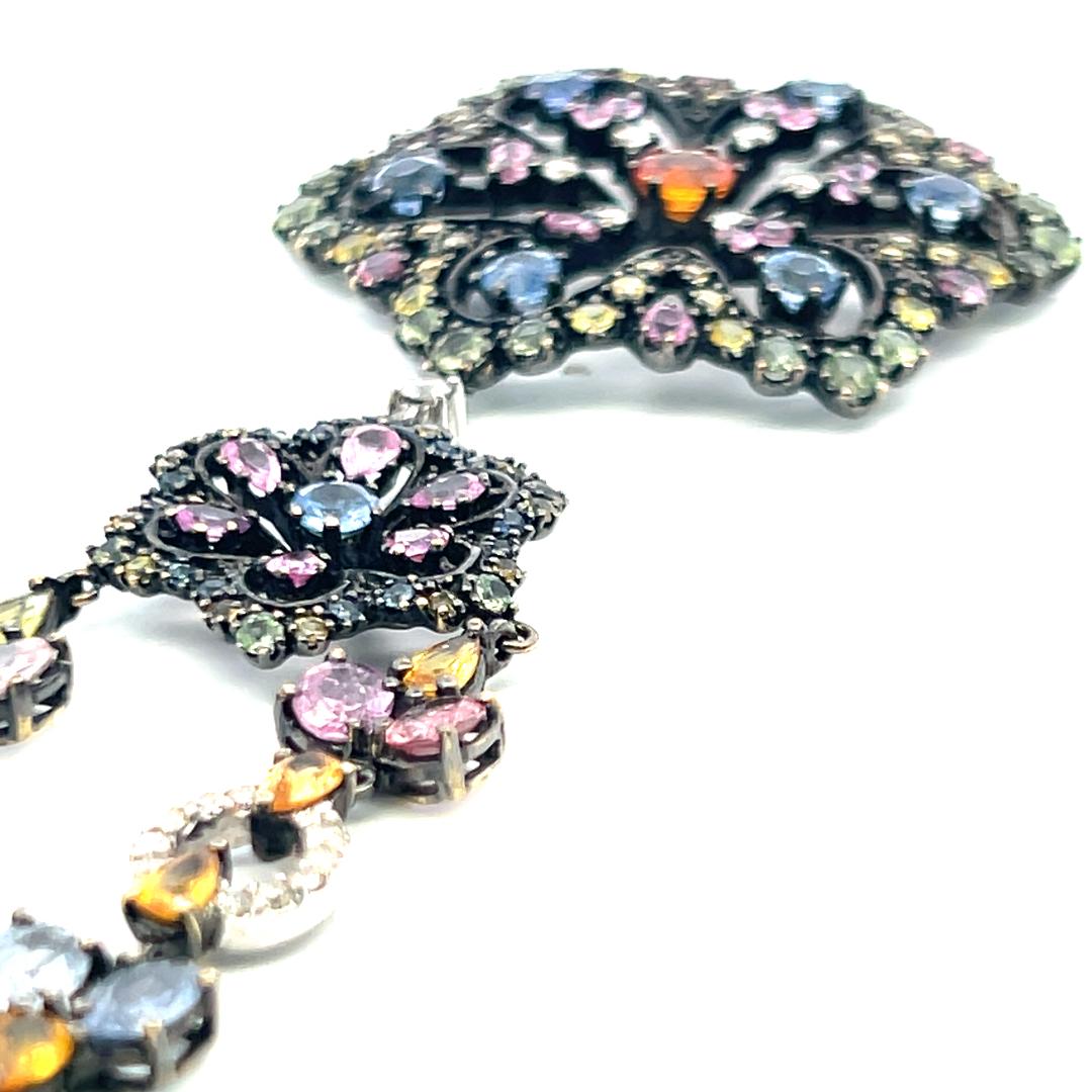 31.42 Carat Sapphire 0.83 Carat Round H-SI Diamond 18K Gold Pendant Necklace