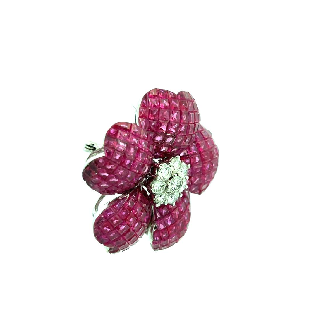 18K White Gold Pin Brooch with 1.25ct Round H VS Diamonds and 17 Carat Ruby