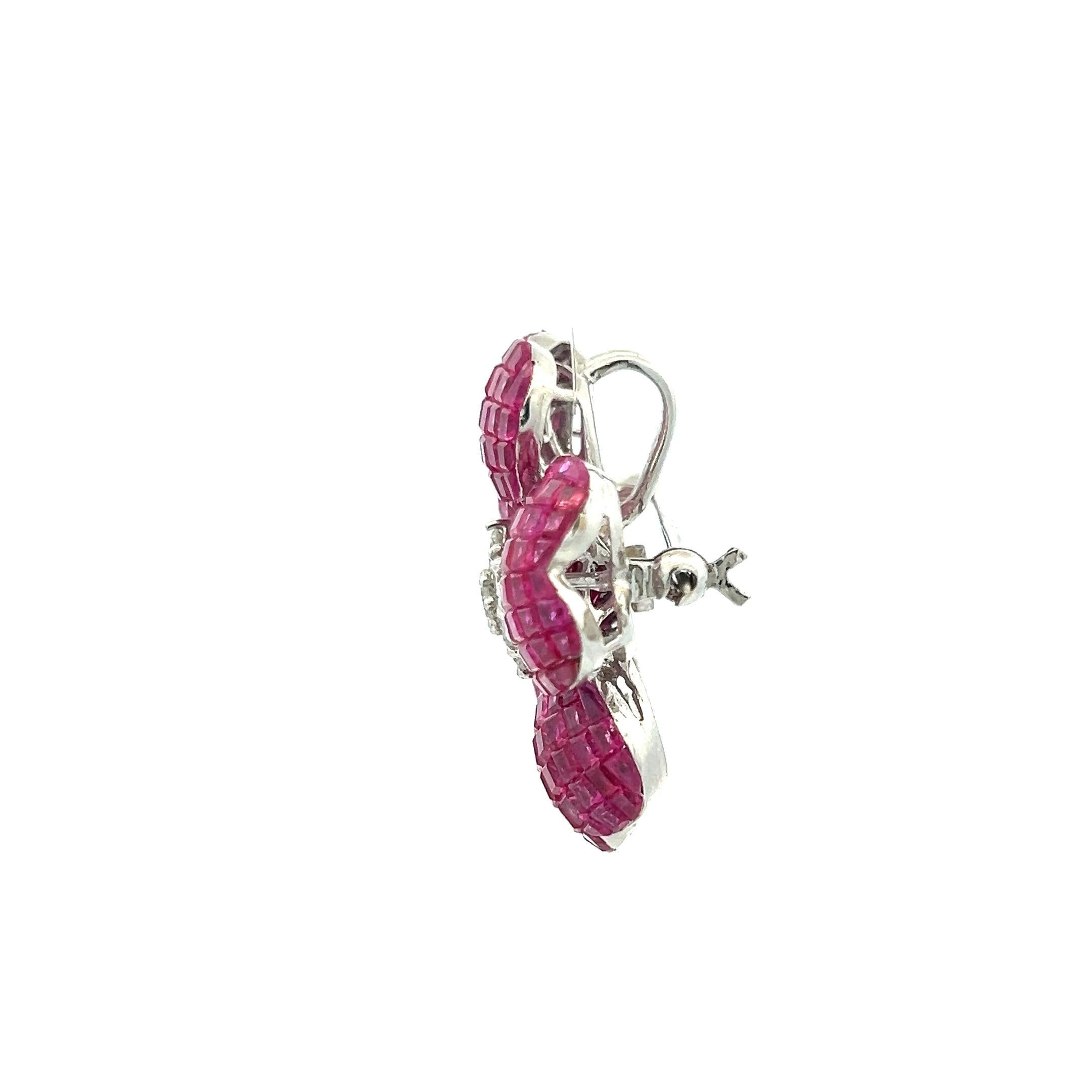 18K White Gold Pin Brooch with 1.25ct Round H VS Diamonds and 17 Carat Ruby