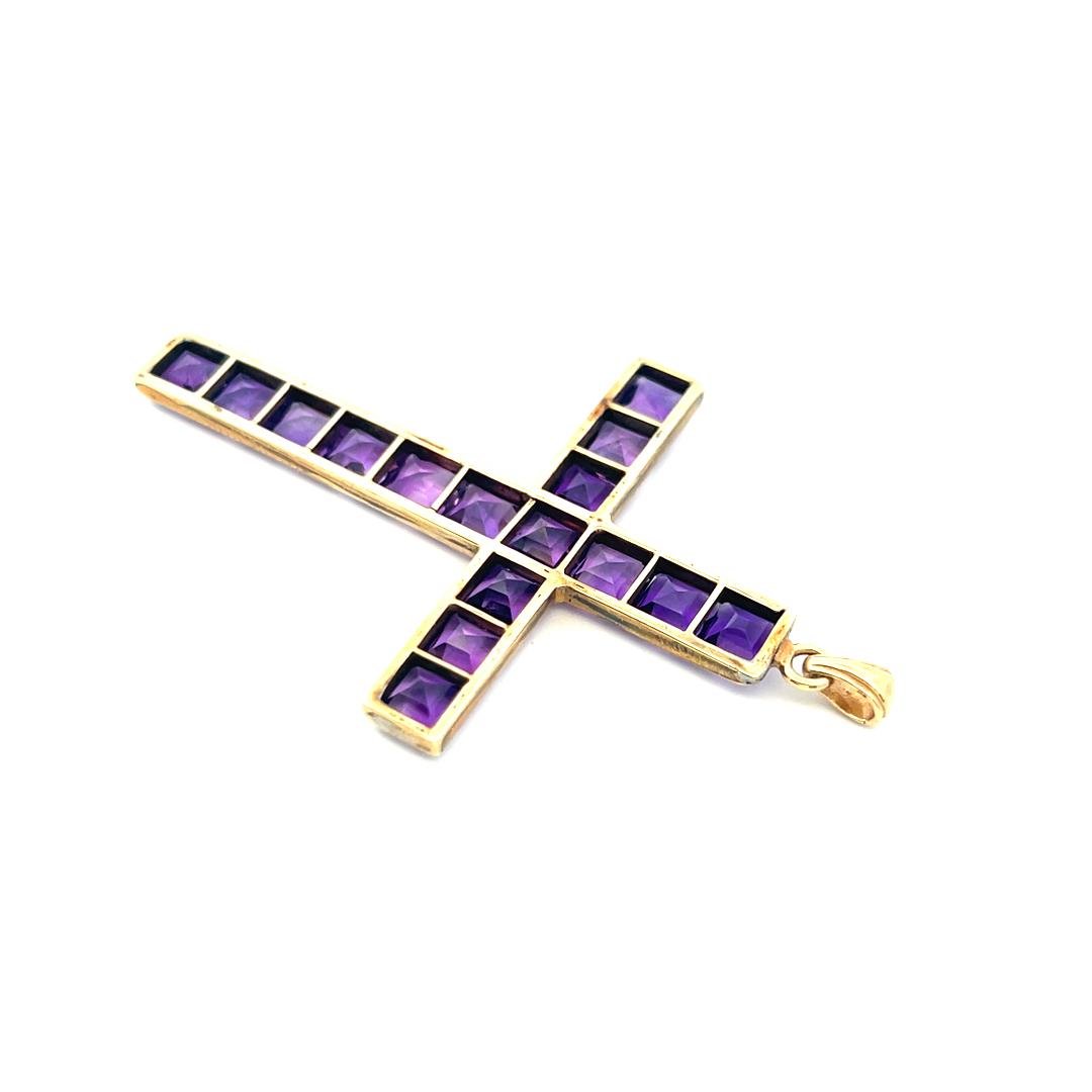 Vintage 18K Yellow Gold Cross Pendant with Amethyst Stones