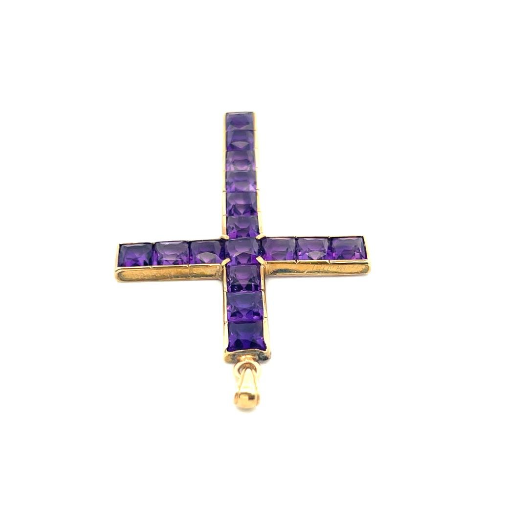 Vintage 18K Yellow Gold Cross Pendant with Amethyst Stones