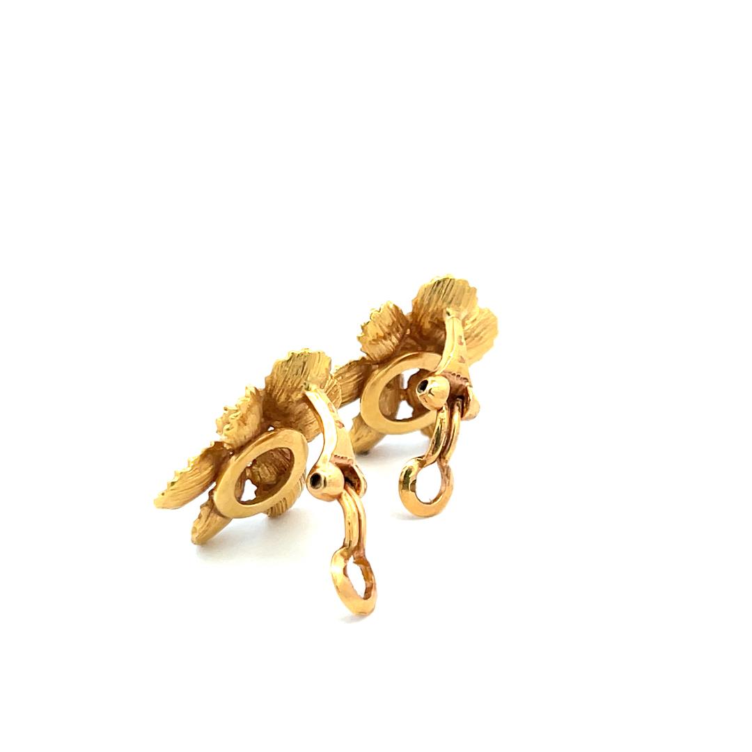 Vintage 10.40 Grams 18 Karat Yellow Gold Clip On Flower Earrings