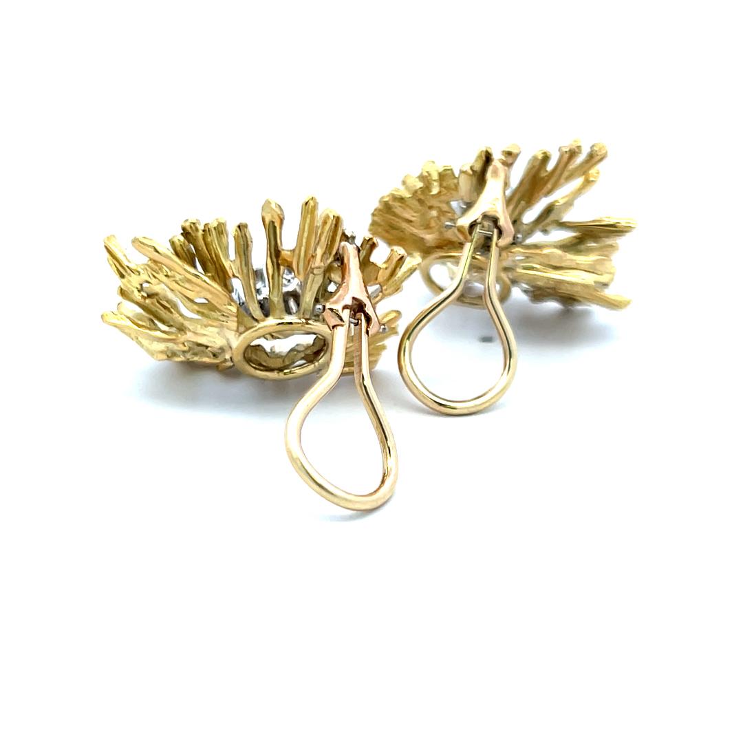 Vintage 18K Yellow Gold Clip-On Earrings with 1 Carat Round H VS Diamonds