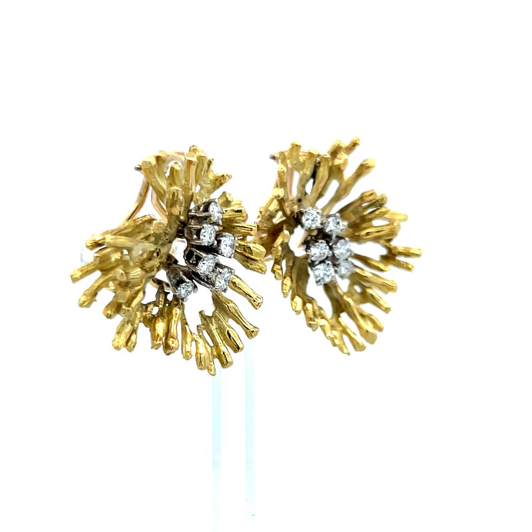 Vintage 18K Yellow Gold Clip-On Earrings with 1 Carat Round H VS Diamonds