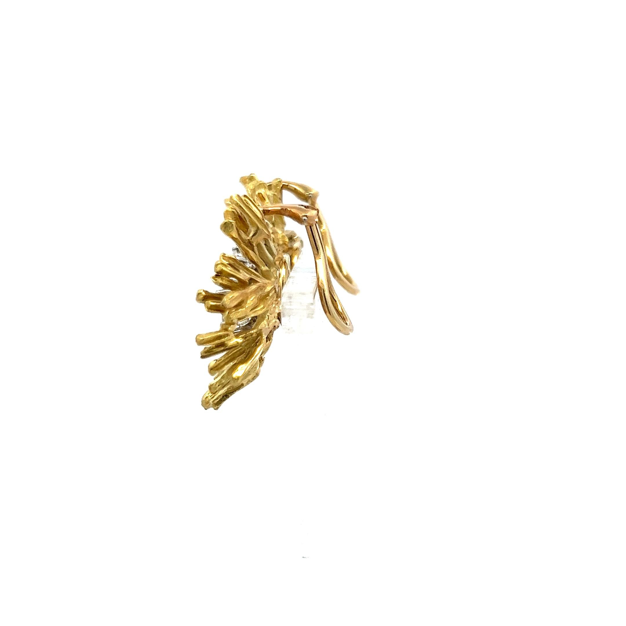 Vintage 18K Yellow Gold Clip-On Earrings with 1 Carat Round H VS Diamonds