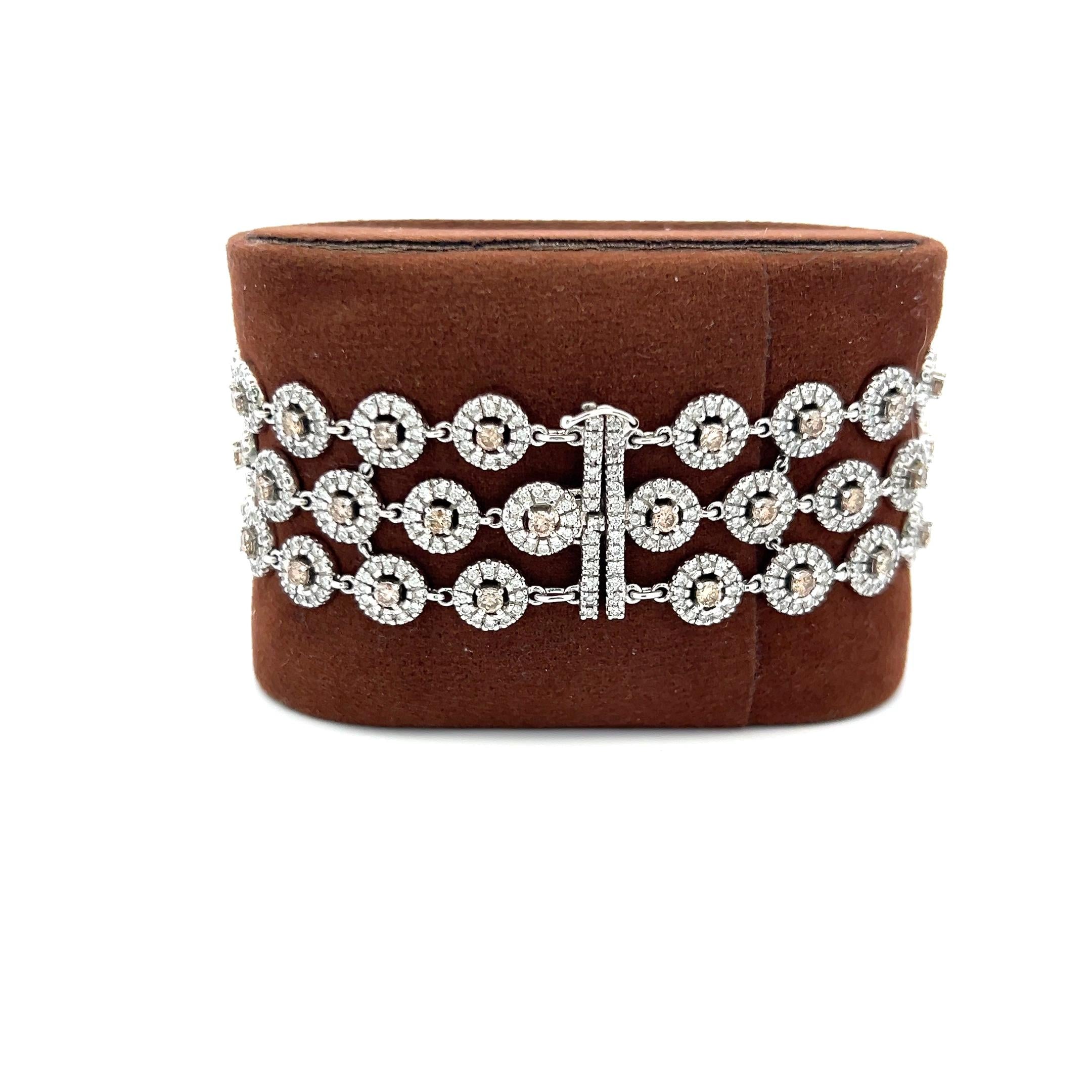 8.25 Carat Round Fancy Brown Diamond 18 Karat White Gold Link Bracelet