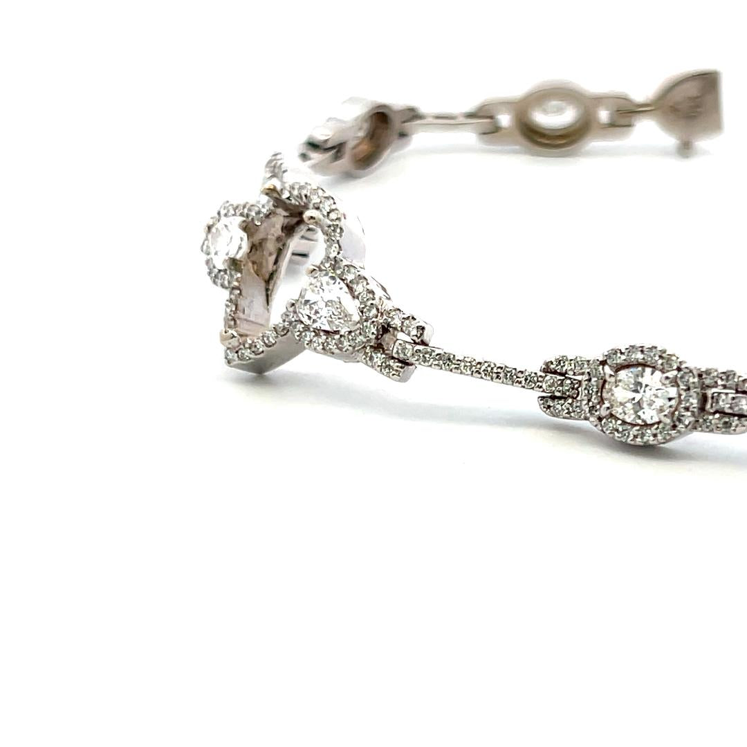 4.36 Carat Oval and Round and Pear Shape Diamond 18K White Gold Link Bracelet