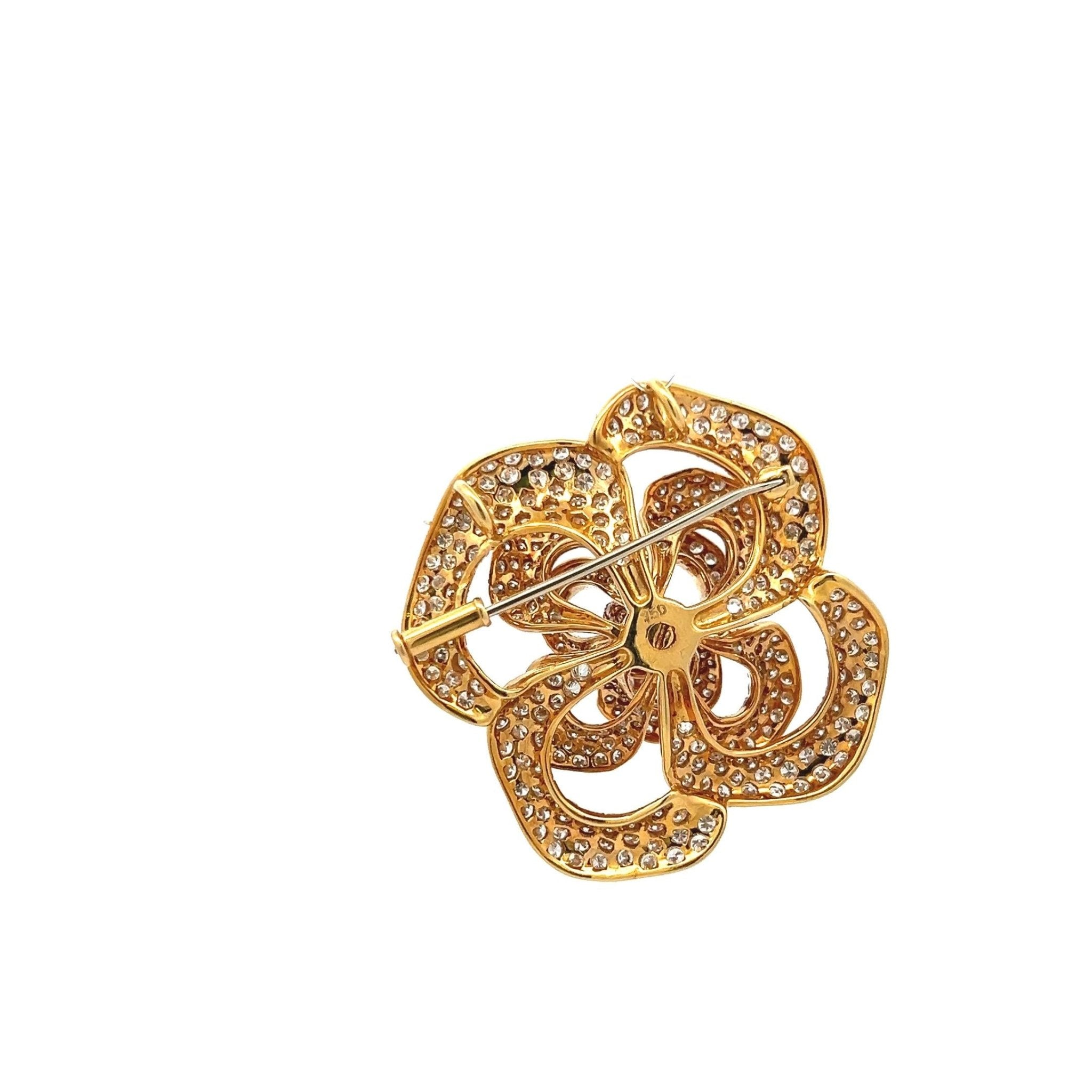 Vintage 18K Yellow Gold Pin Brooch with 7.03 Carat Round G VS Diamonds