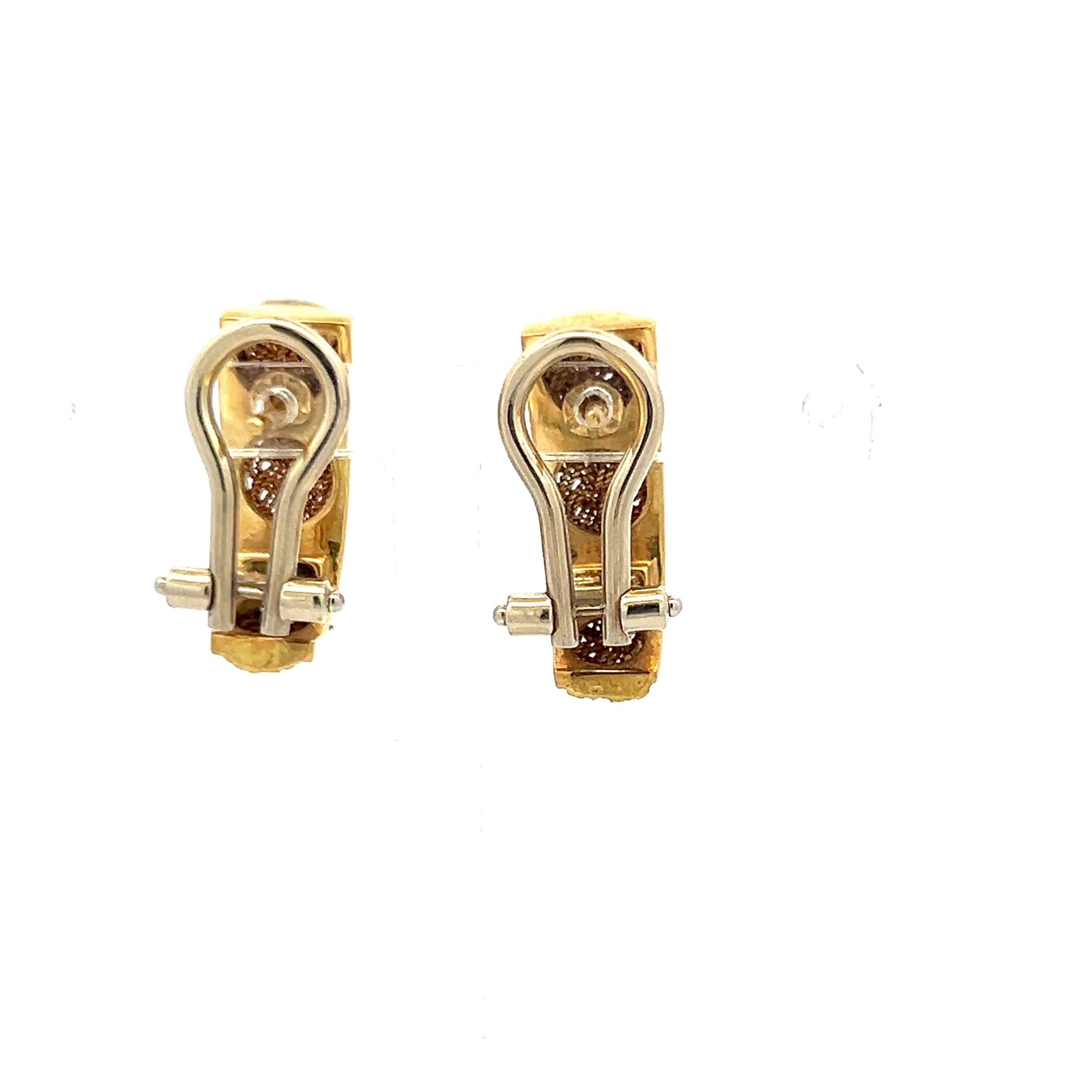 0.07 Carat Round Brilliant I SI Diamond 18 Karat Yellow Gold Clip On Earrings